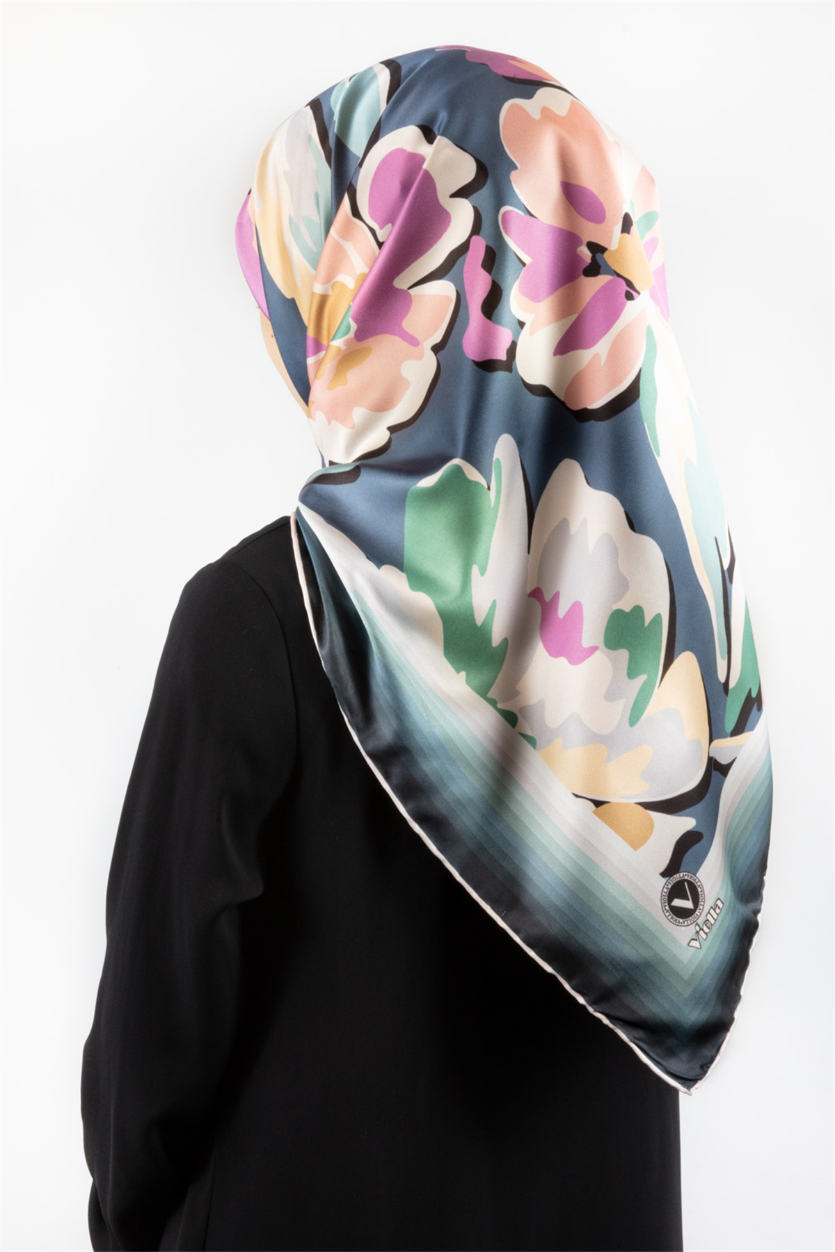 Rayon Büyük Çiçekli Petrol Yeşili Renkli 90x90 Eşarp (İpek İçermez) Kenar Dikiş Şekli El Dikişli