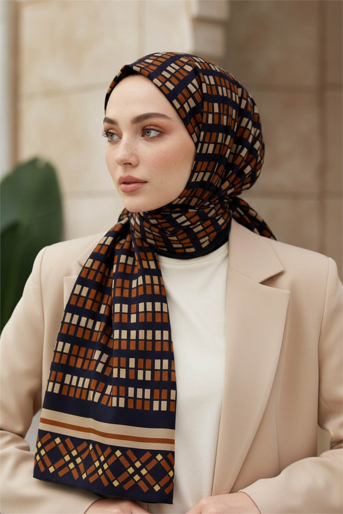 KREP KARE DESENLİ TABA RENKLİ 75X195 KIRIŞMAZ ŞAL