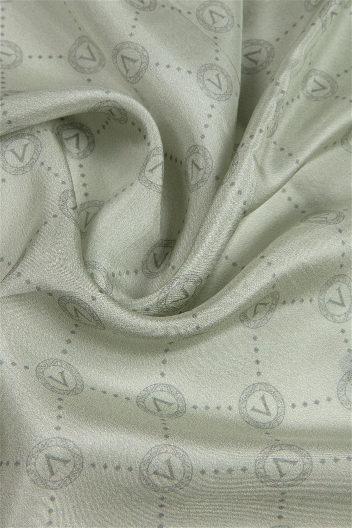 % 100 İpek V Logo Desenli Çağla Yeşili - Çağla Yeşili Renkli 90x210 Şal