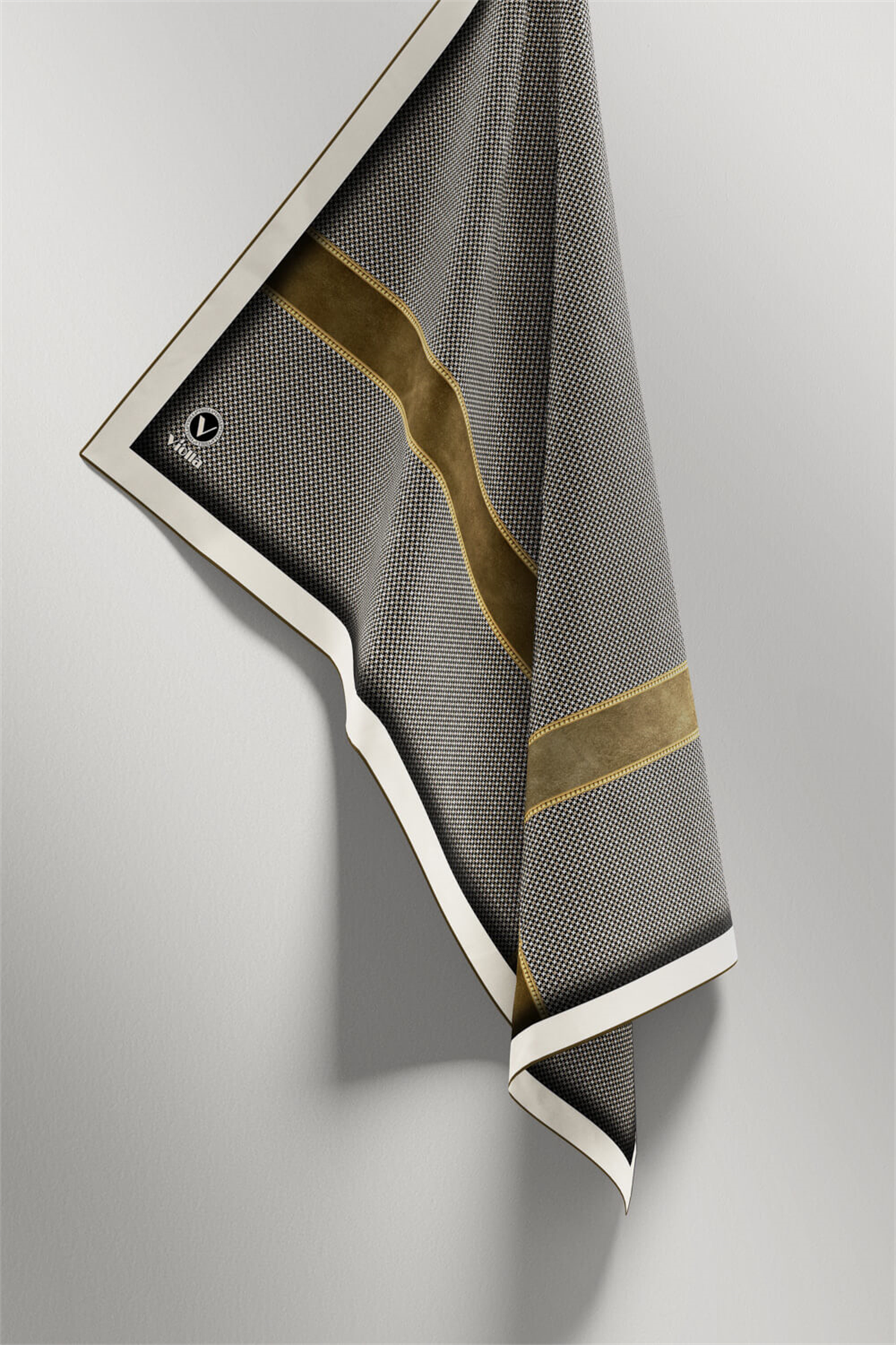 Twill Geometrik ve Kemer Desenli Sütlü Kahve Renkli 90x90 Eşarp (İpek İçermez) Dikim Şekli : El Dikişi