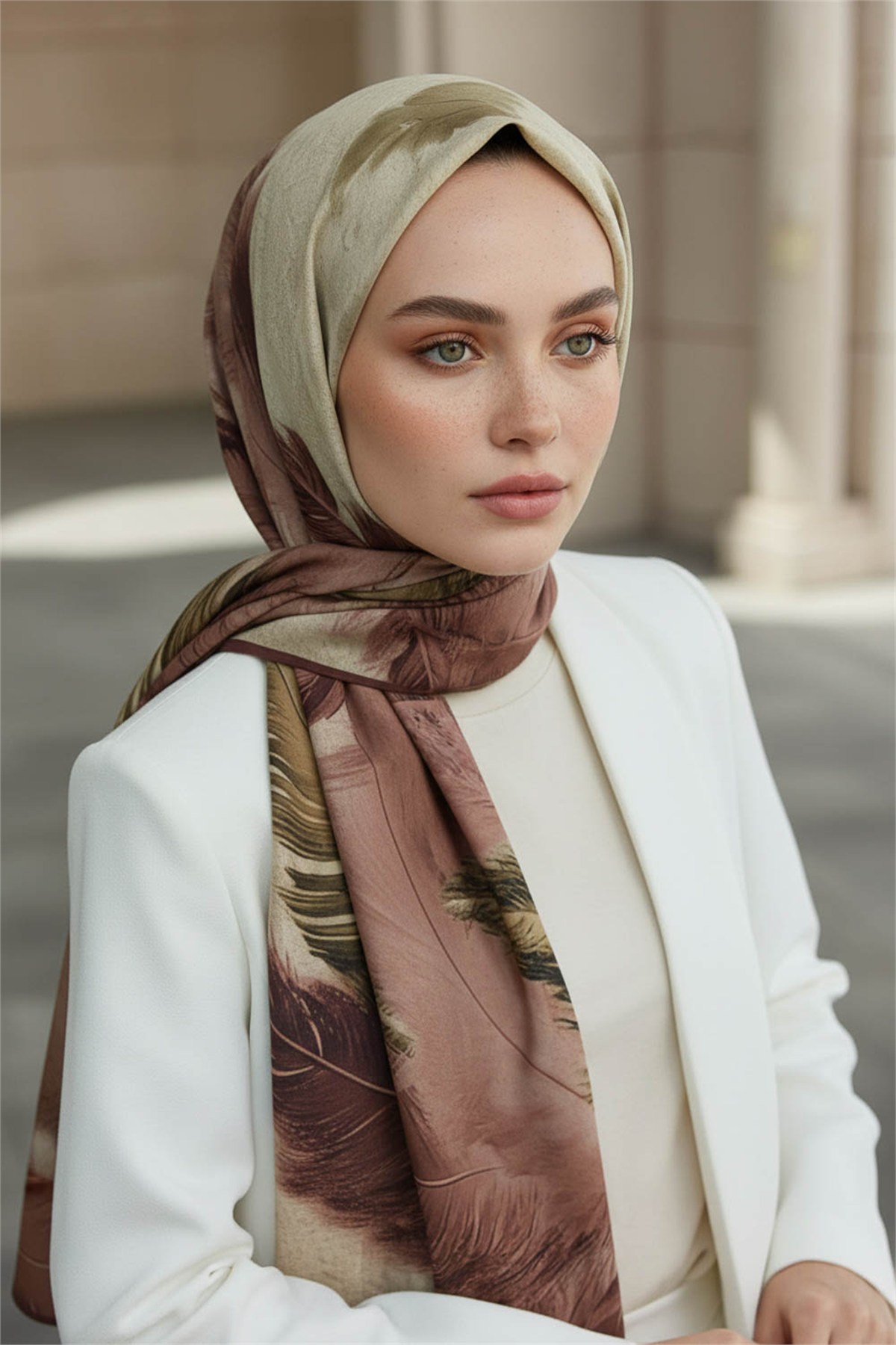 KREP YAPRAK DESENLİ GÜL KURUSU - BEJ RENKLİ 75X195 KIRIŞMAZ ŞAL