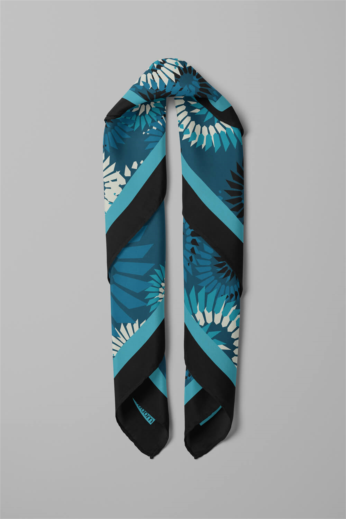 F63 Kadın Yakamoz Desenli 50x50 Bandana HYL DG0846-22