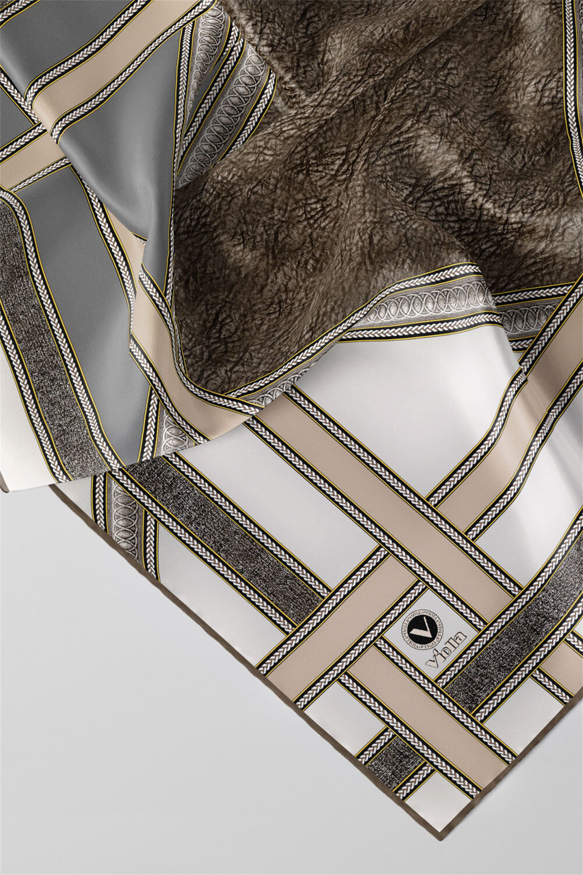 Twill Bordür Taş Desenli Bej Renkli 90x90 Eşarp (İpek İçermez) Kenar Dikiş Şekli El Dikişli