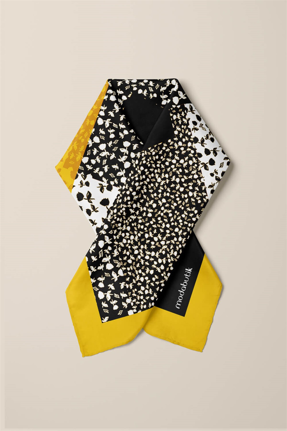 Violla F119 Kadın Egzotik Desenli Bandana 50x50 Siyah DG0473-22