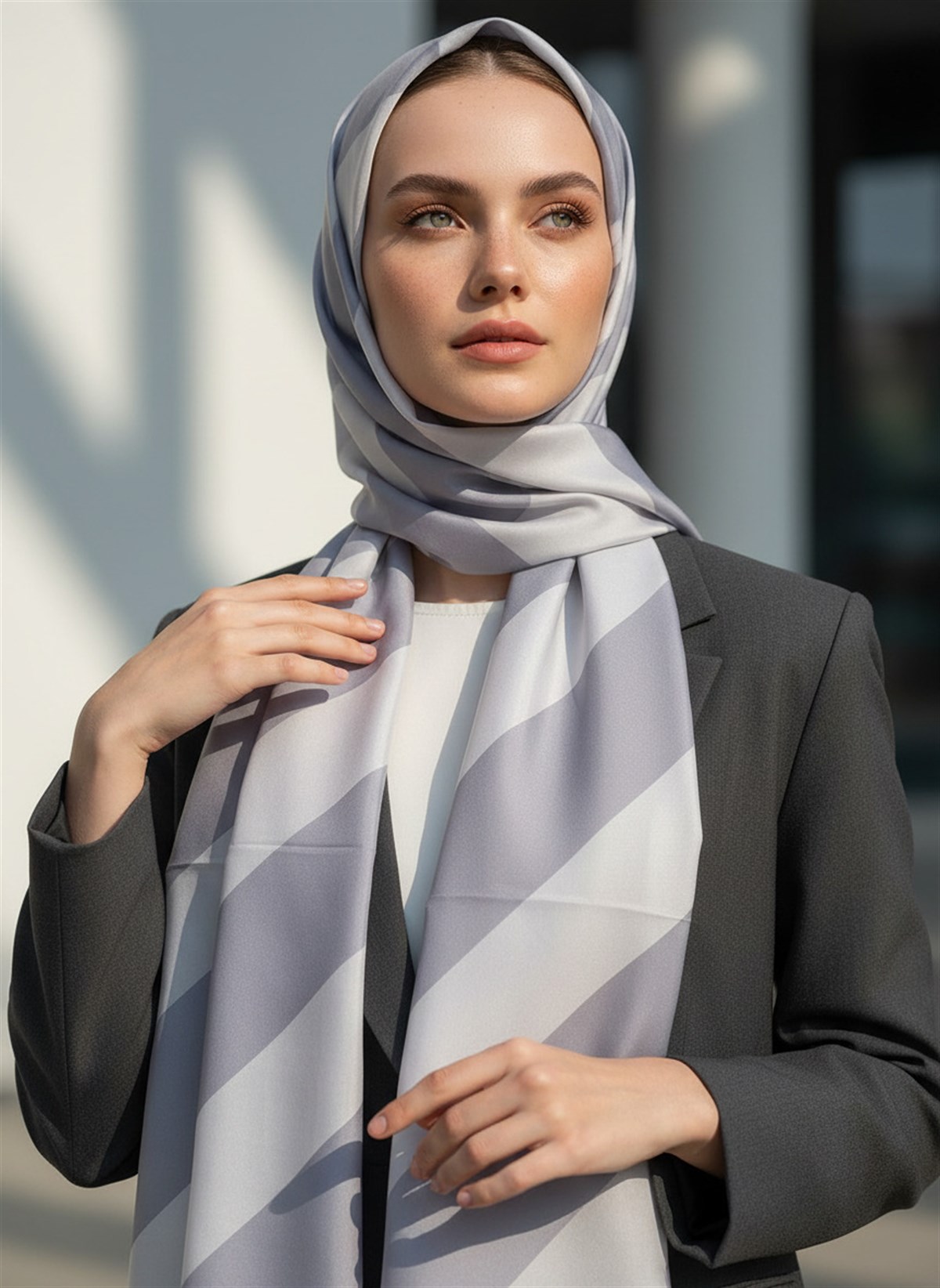 %100 Saf İpek Şal İnce Saten Vual Dokuma Çizgili Desenli Gri - Gümüş Renkli 90x210 Şal