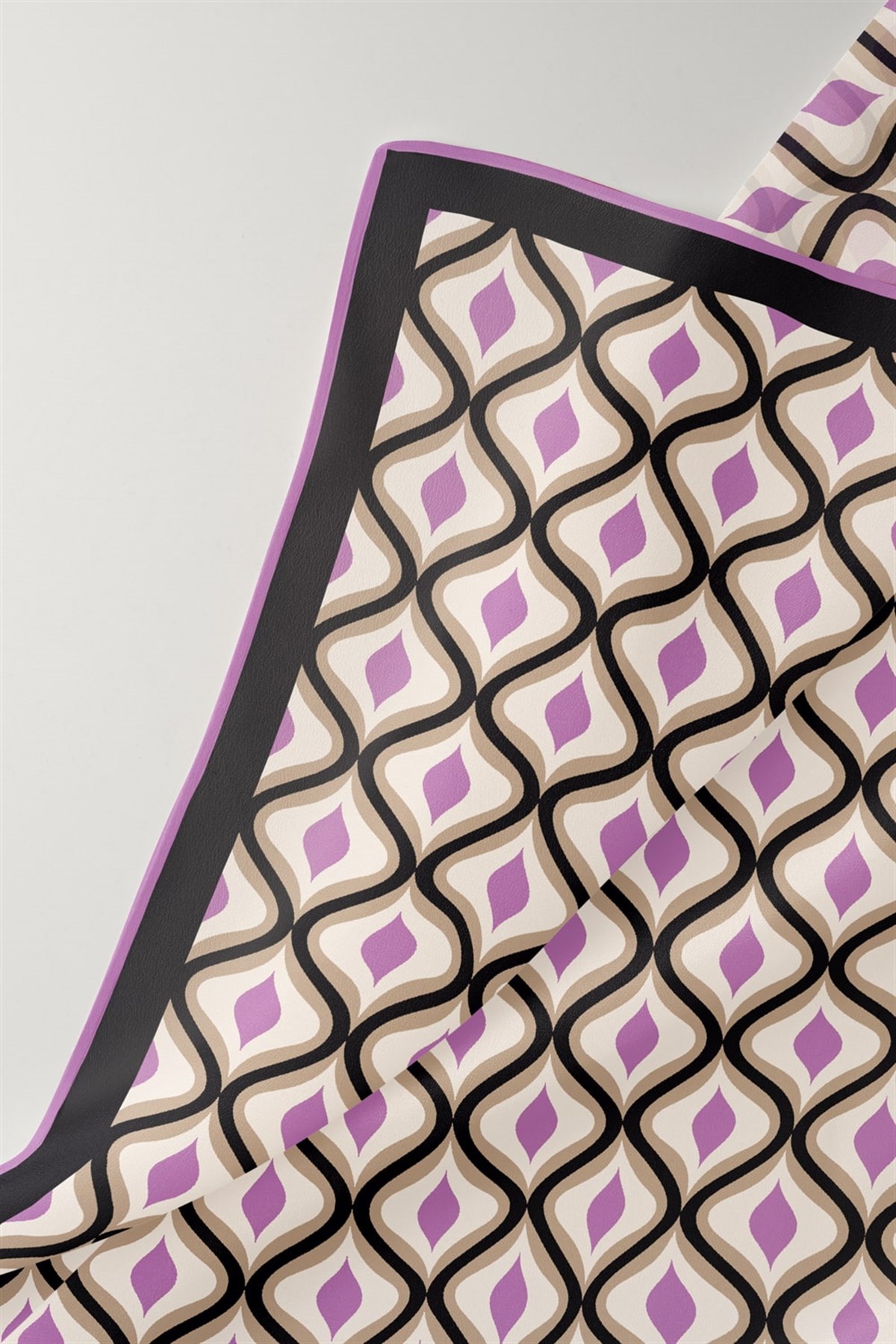 %100 Twill İpek Etnik Desenli Lila Renkli 90x90 Eşarp Dikim Şekli : El Dikişi
