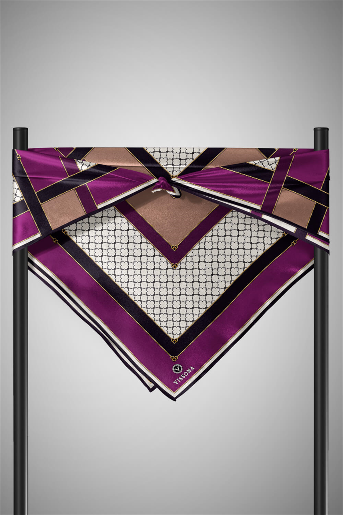 %100 Twill İpek Geometrik Desenli Mürdüm - Siyah Renkli 90x90 Eşarp Dikim Şekli : El Dikişi