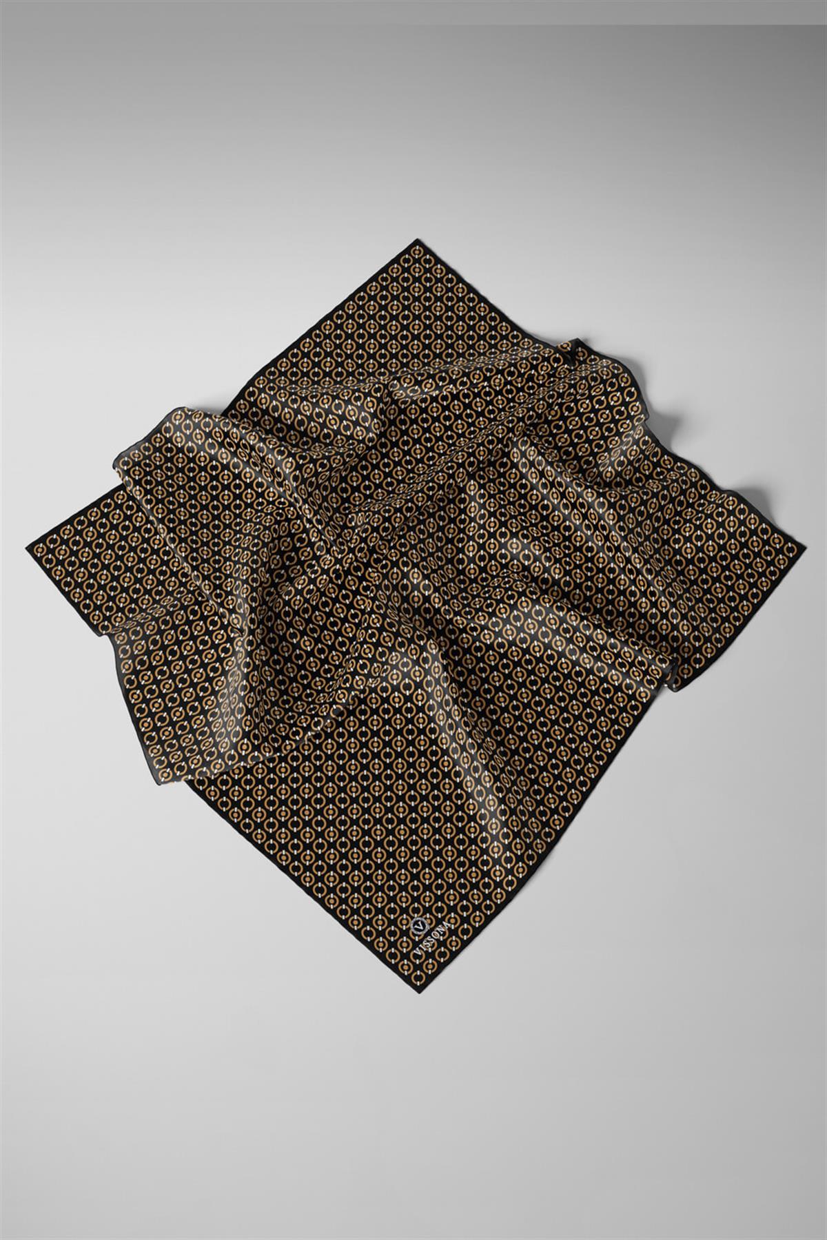 %100 Twill İpek Zincir Desenli Siyah - Gold Renkli 90x90 Eşarp Kenar Dikiş Şekli El Dikişli