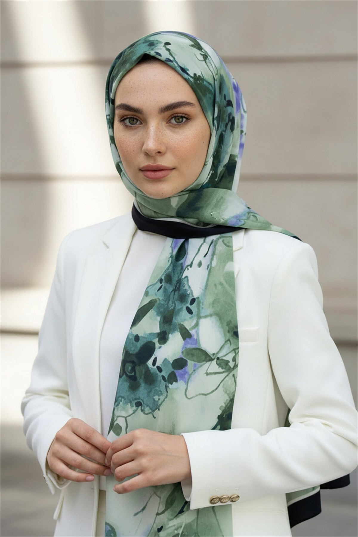 KREP SULU BOYA YAPRAK DESENLİ MİNT YEŞİLİ RENKLİ 75X195 KIRIŞMAZ ŞAL