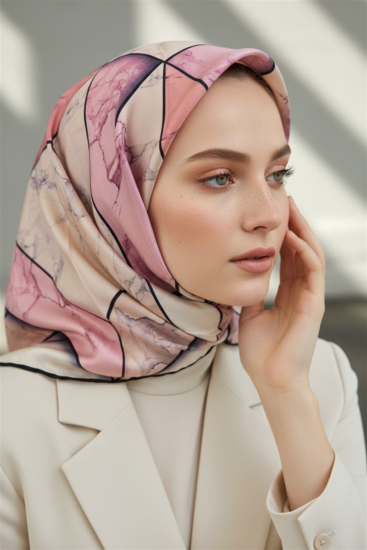 %100 Twill İpek Mermer Desenli Somon - Pudra Renkli 90x90 Eşarp Dikim Şekli : El Dikişi