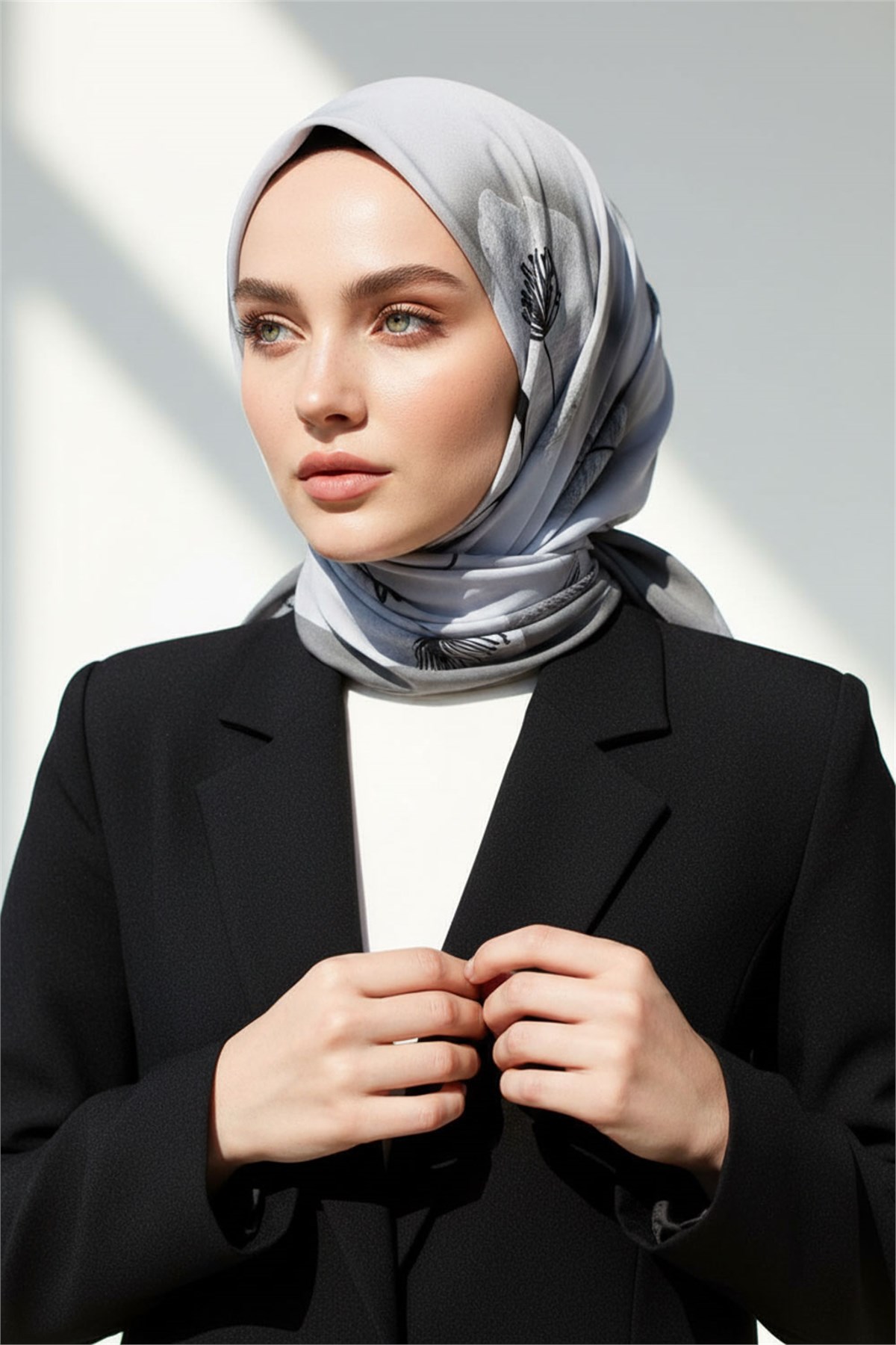 KREP FIRÇA DOKULU ÇİZGİ ÇİÇEK DESENLİ GRİ RENKLİ 75X195 KIRIŞMAZ ŞAL
