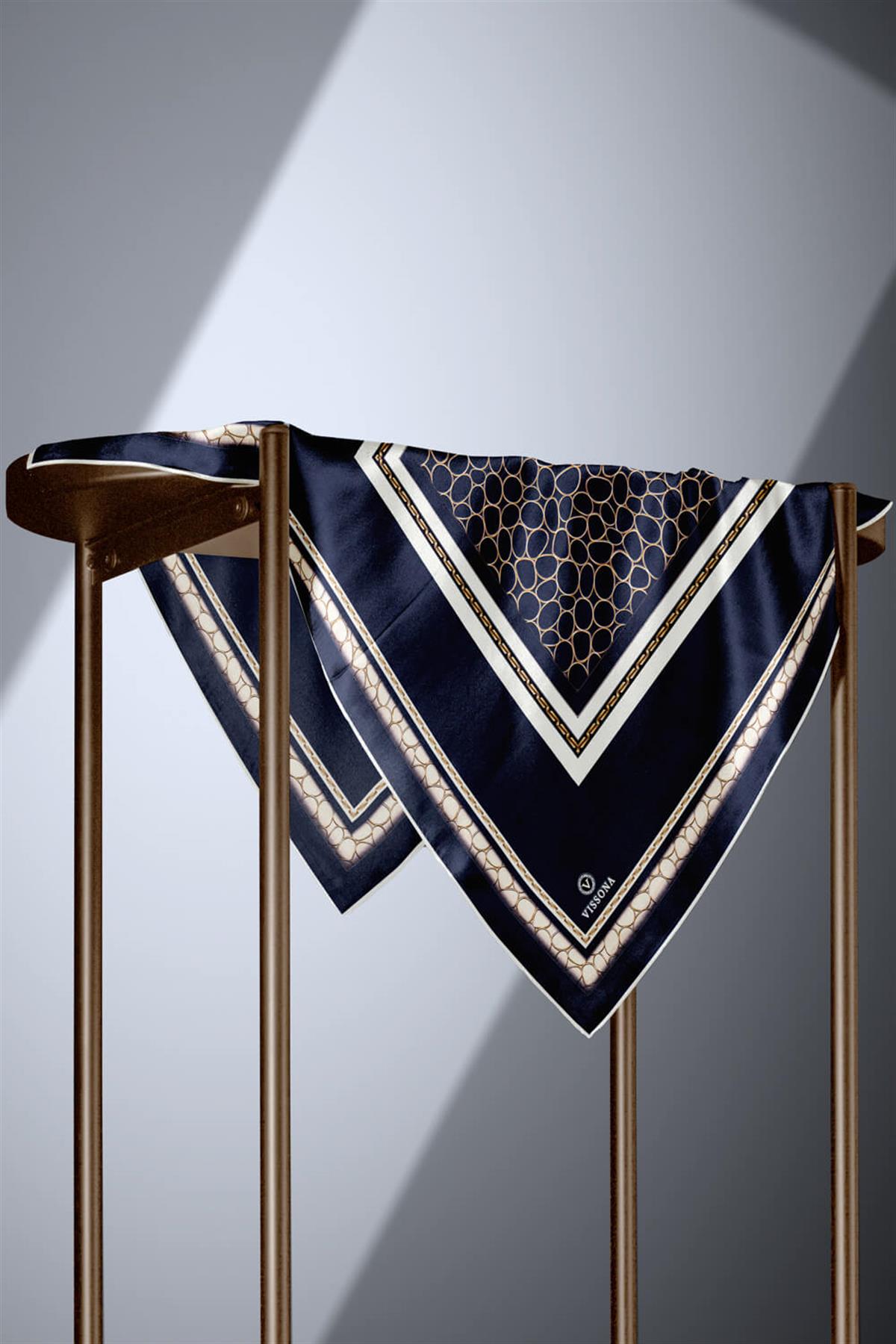%100 Twill İpek Gold Halka Desenli Lacivert - Krem Renkli 90x90 Eşarp Dikim Şekli : El Dikişi