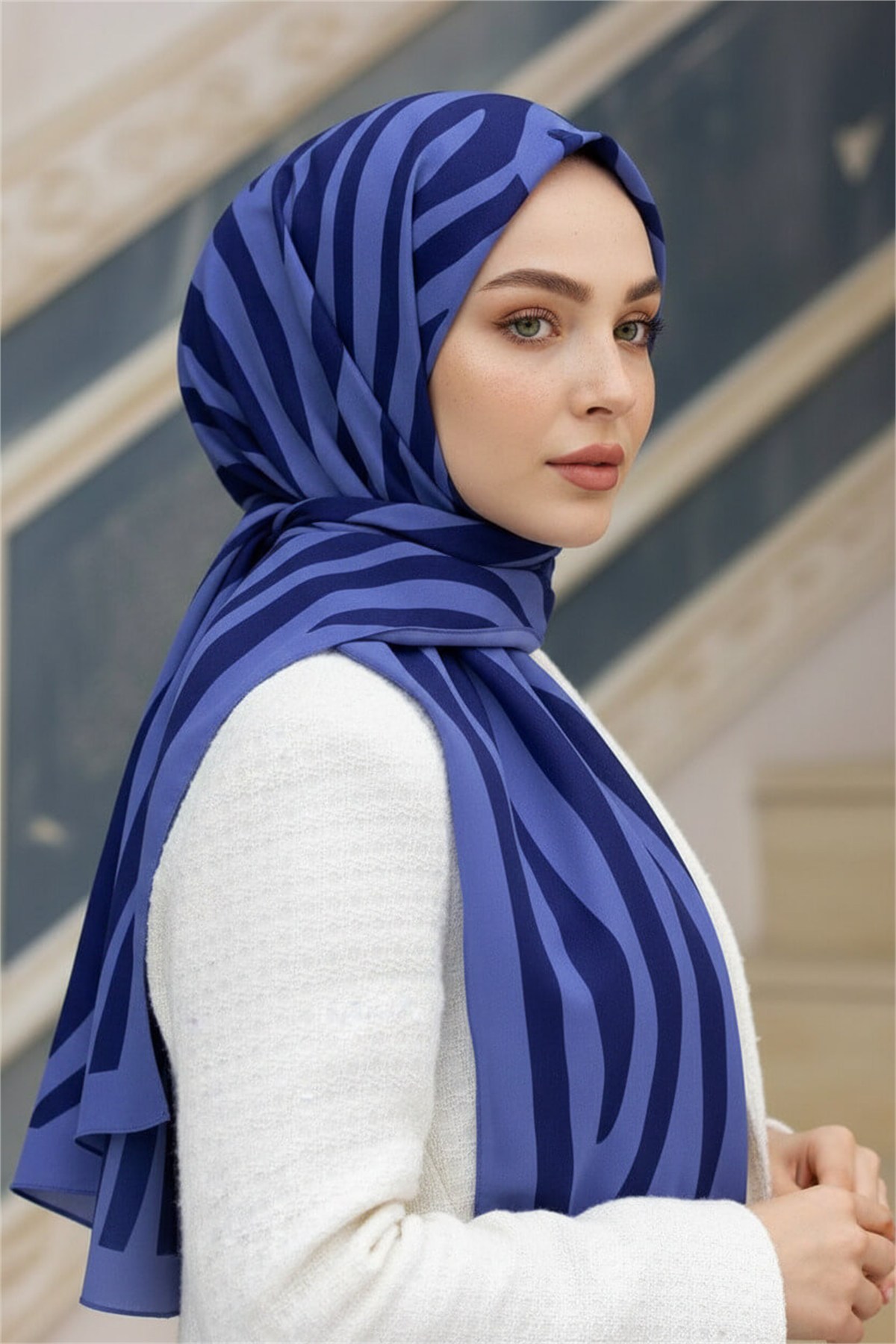 Kırışmaz Krep Şal Zebra Desenli İndigo 75x190 cm – Kolay Şekil Alan