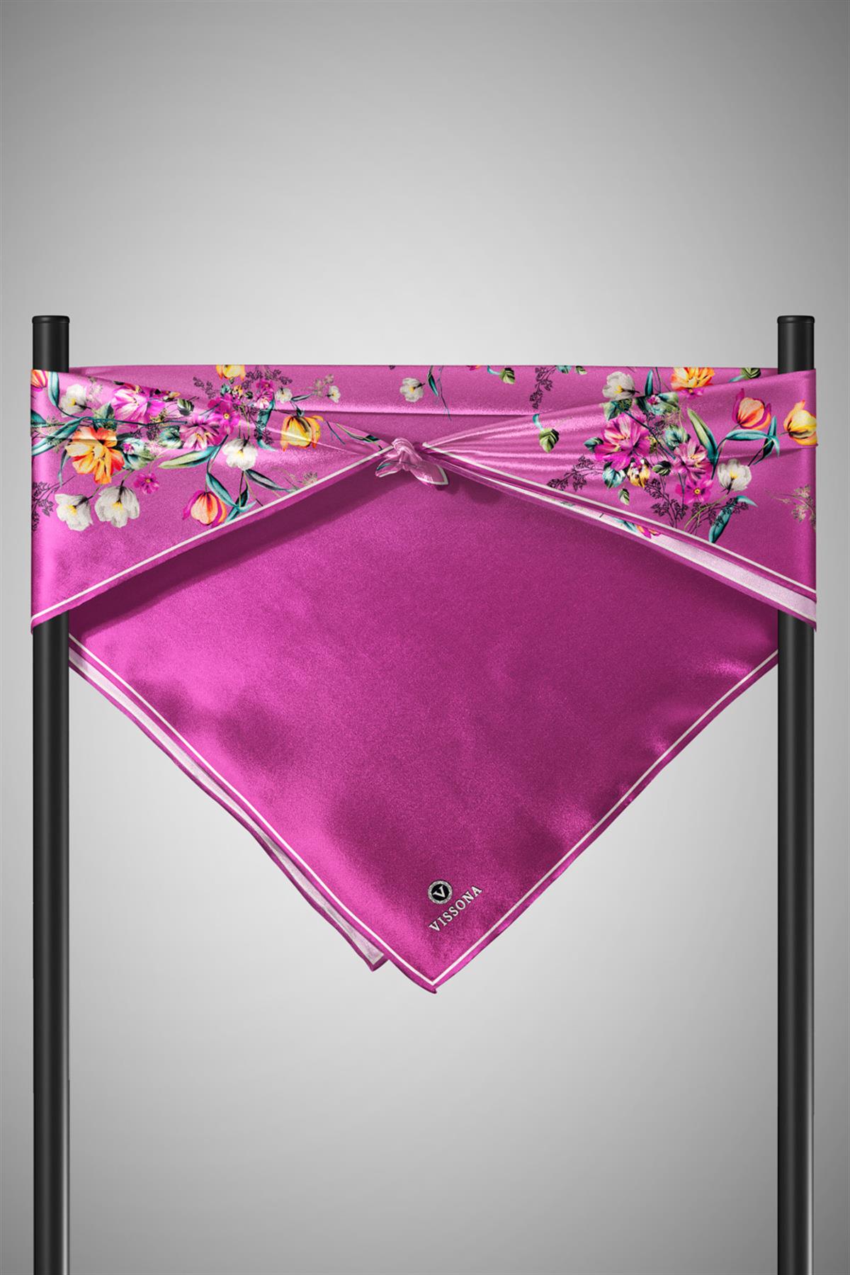 %100 Twill İpek Sonsuz Çiçek Desenli Pembe Renkli 90x90 Eşarp Dikim Şekli : El Dikişi