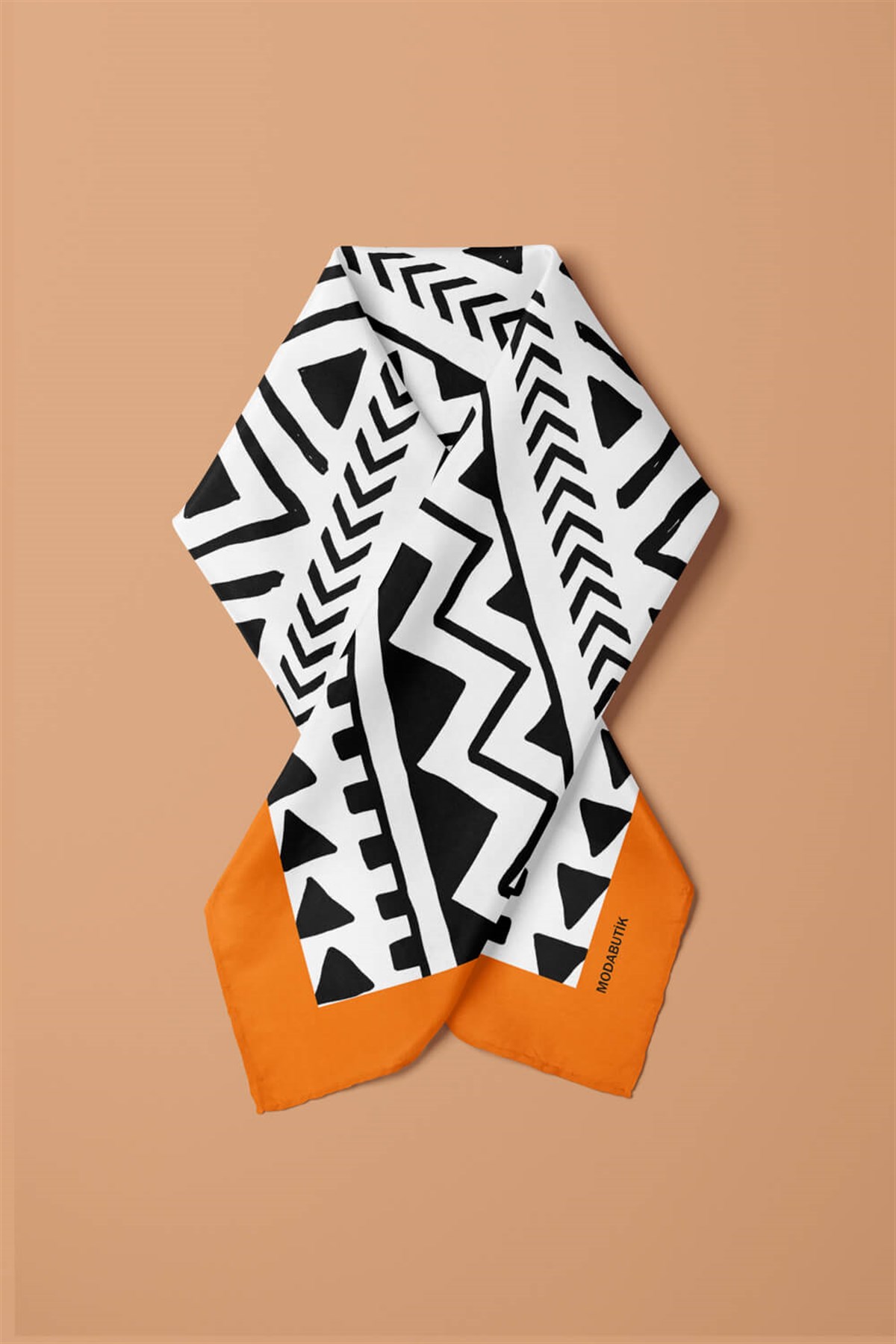 Violla B65 Kadın Egzotik Desenli Bandana 50x50 Siyah Beyaz DG0395-22