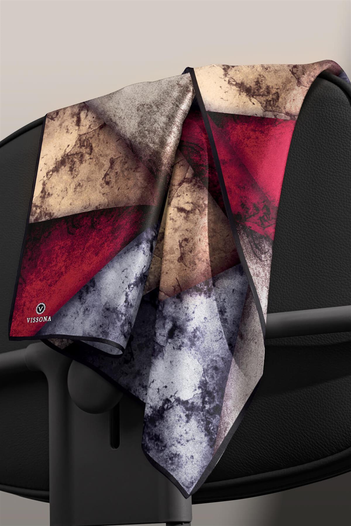 %100 Twill İpek Dokulu Ve Geometrik Desenli Bordo - Gri Renkli 90x90 Eşarp Dikim Şekli : El Dikişi