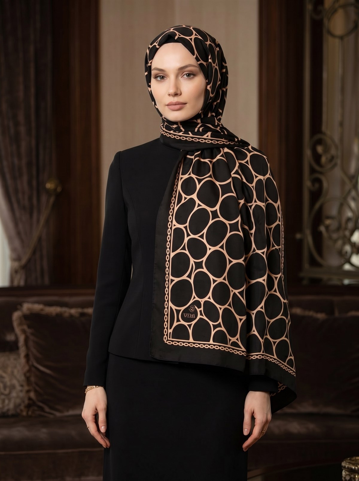 KREP GEOMETRİK DESENLİ SİYAH - SOMON RENKLİ 75X195 KIRIŞMAZ ŞAL