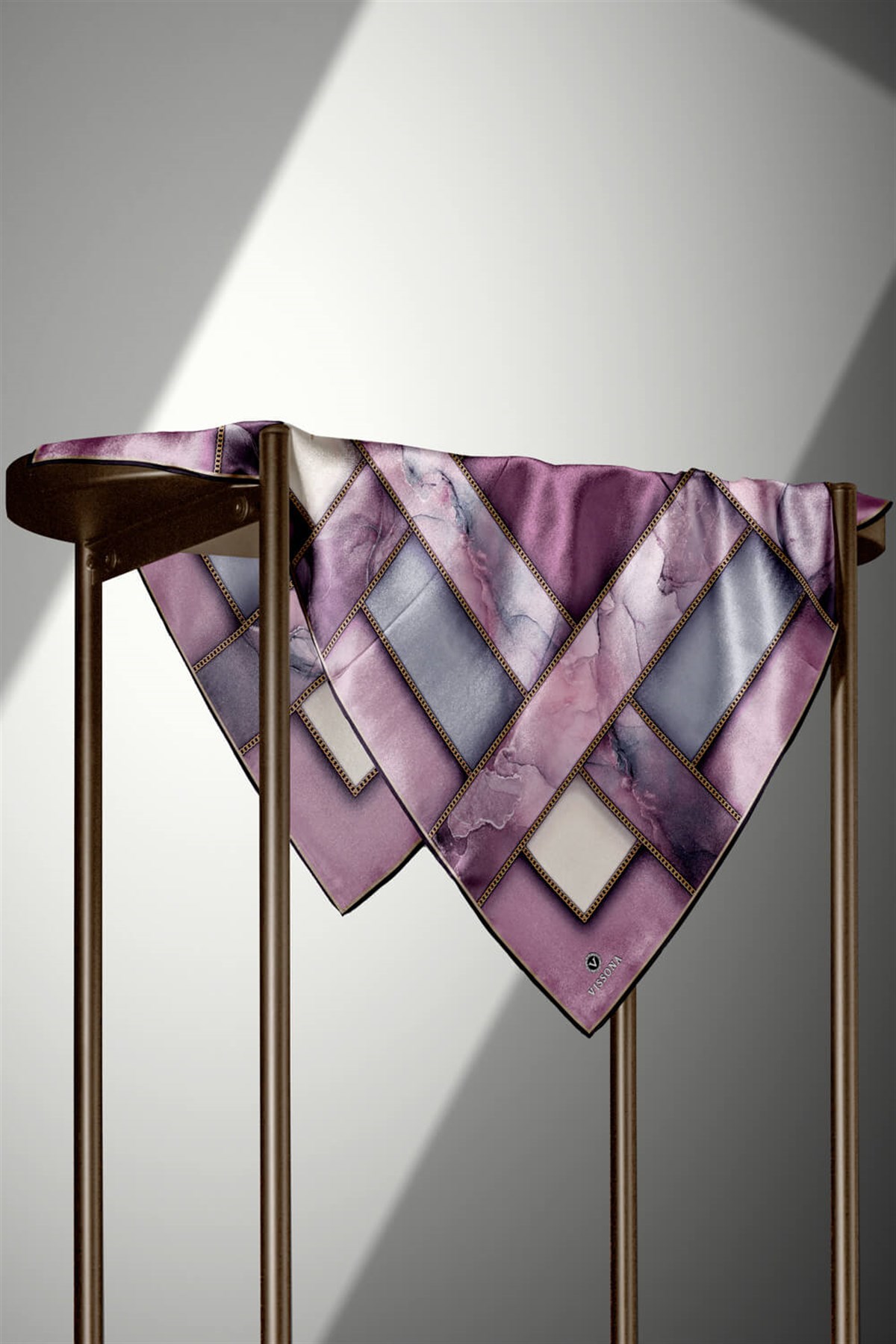 %100 Twill İpek Efektli Bant Desenli Lila - Gri Renkli 90x90 Eşarp Dikim Şekli : El Dikişi
