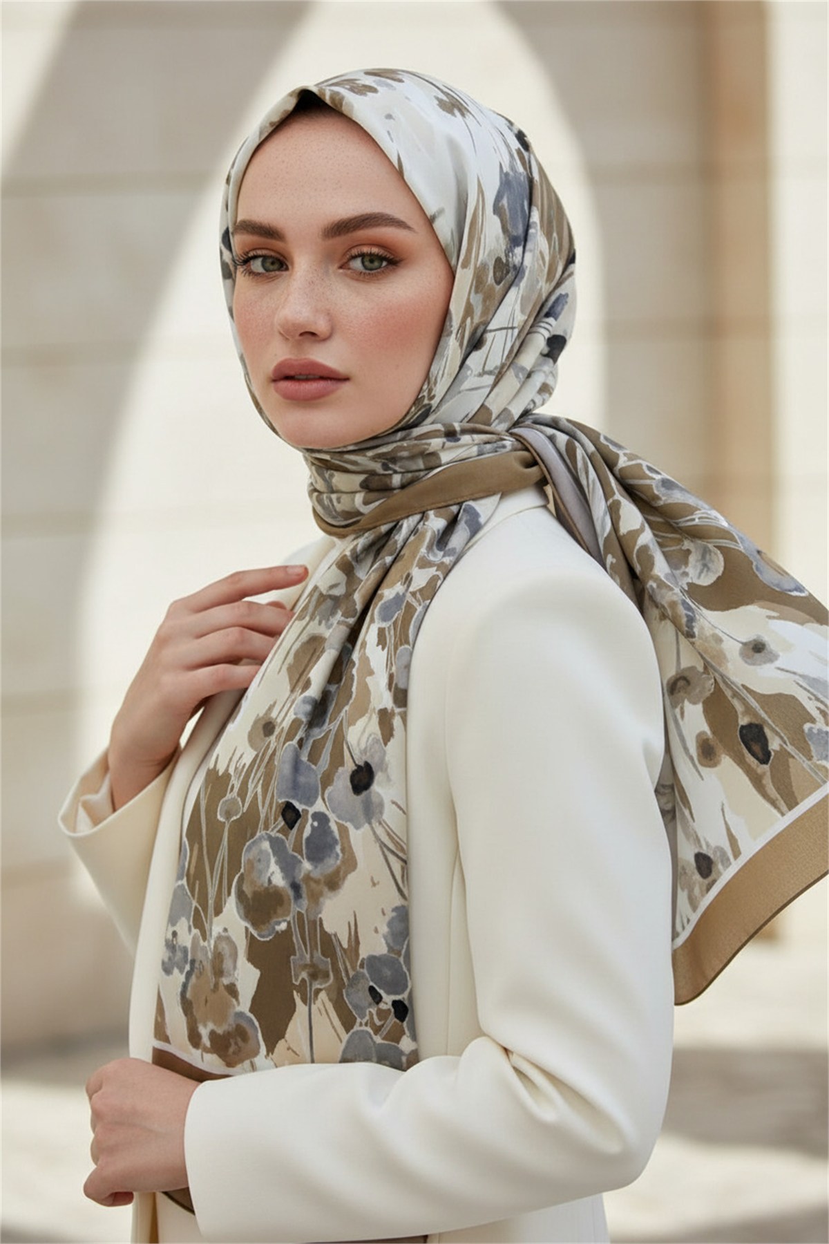 KREP BAHAR DALI DESENLİ BEJ RENKLİ 75X195 KIRIŞMAZ ŞAL