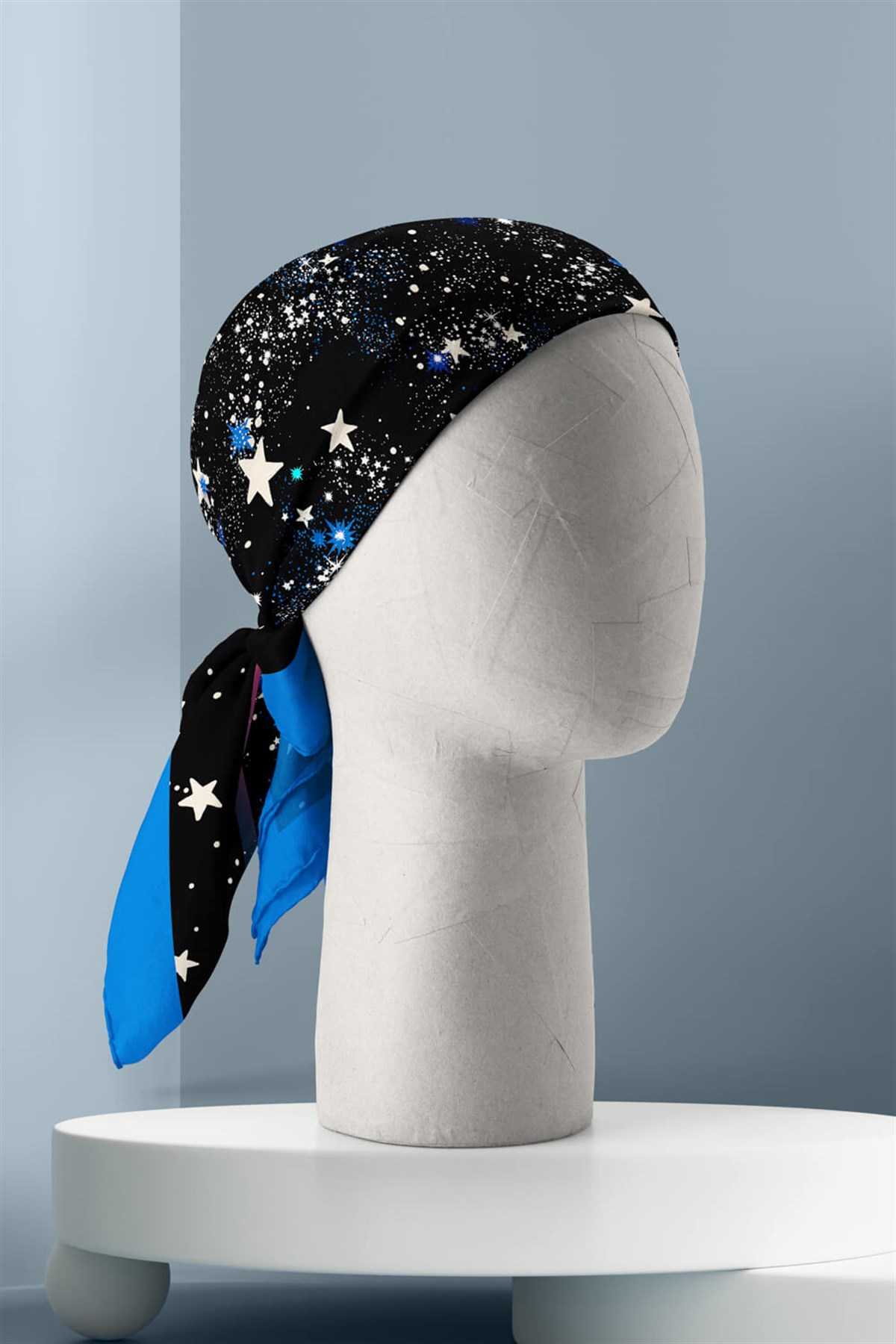 Violla F29 Kadın Mavi Siyah Yıldız Desenli 50x50 Bandana HYL DG01262-22