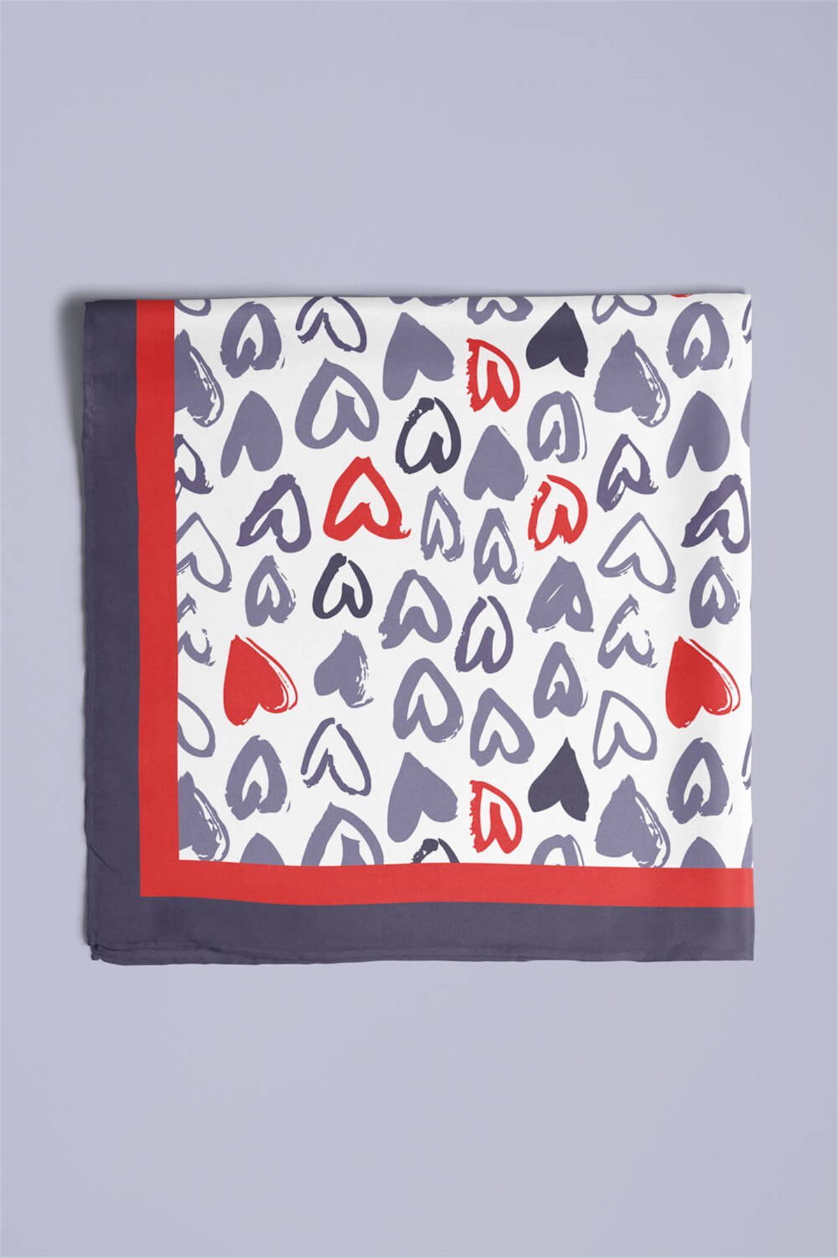 F39 Kadın Gri Kırmızı Wish of Love Desenli 50x50 Bandana HYL DG0734-22