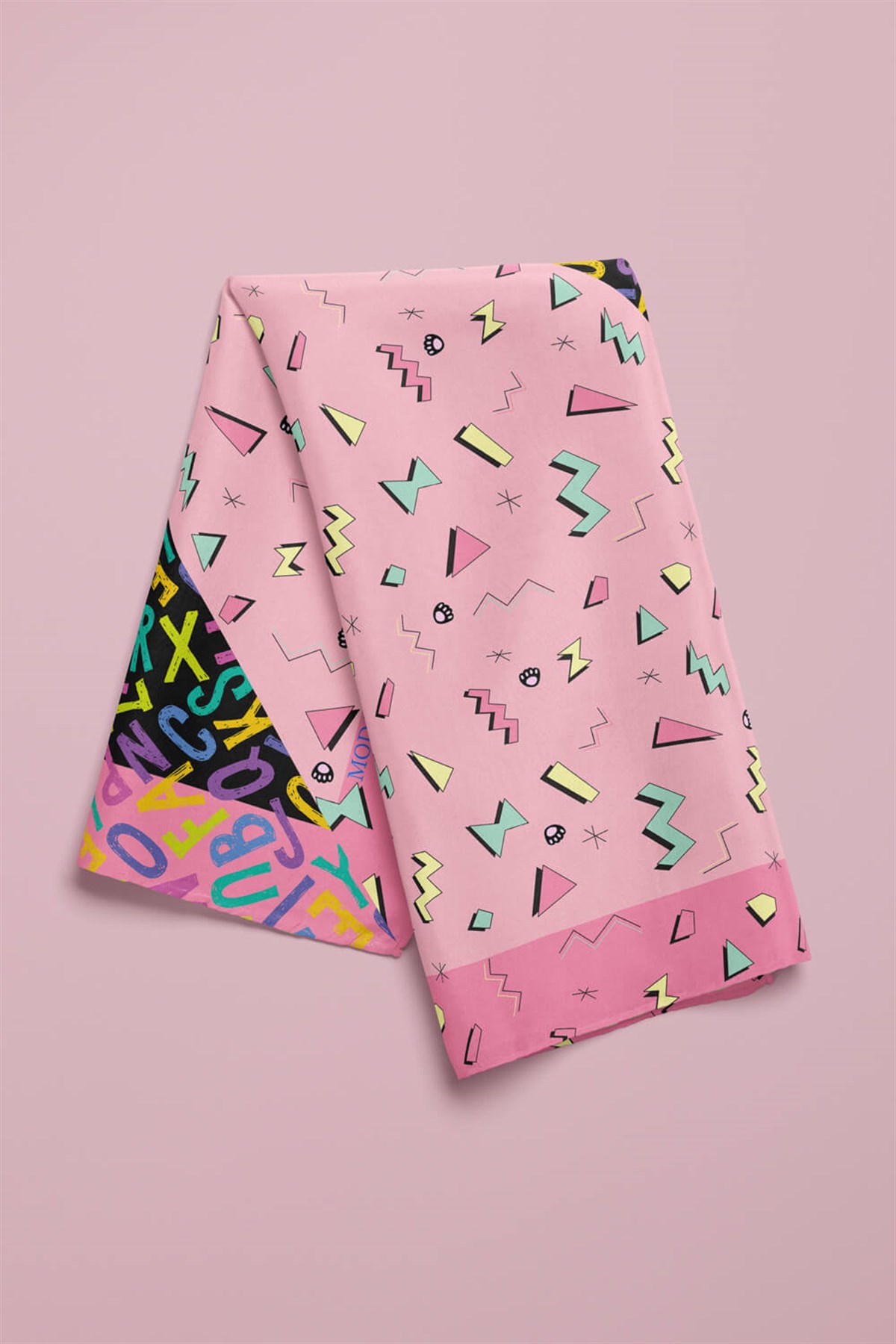 Violla D6 Özel Üretim Letter Desenli Köpek Bandanası Pembe 50x50