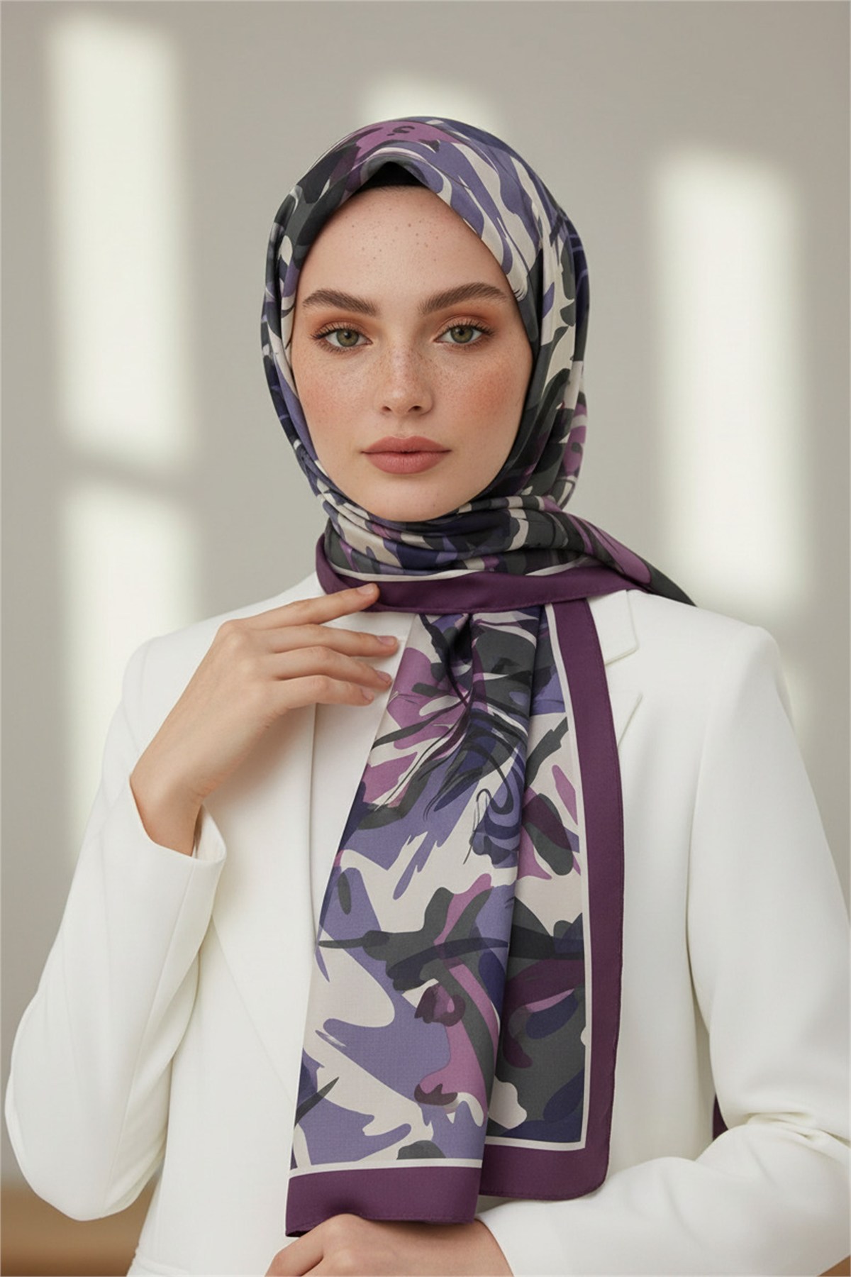 KREP GEOMETRİK DESENLİ MOR RENKLİ 75X195 KIRIŞMAZ ŞAL