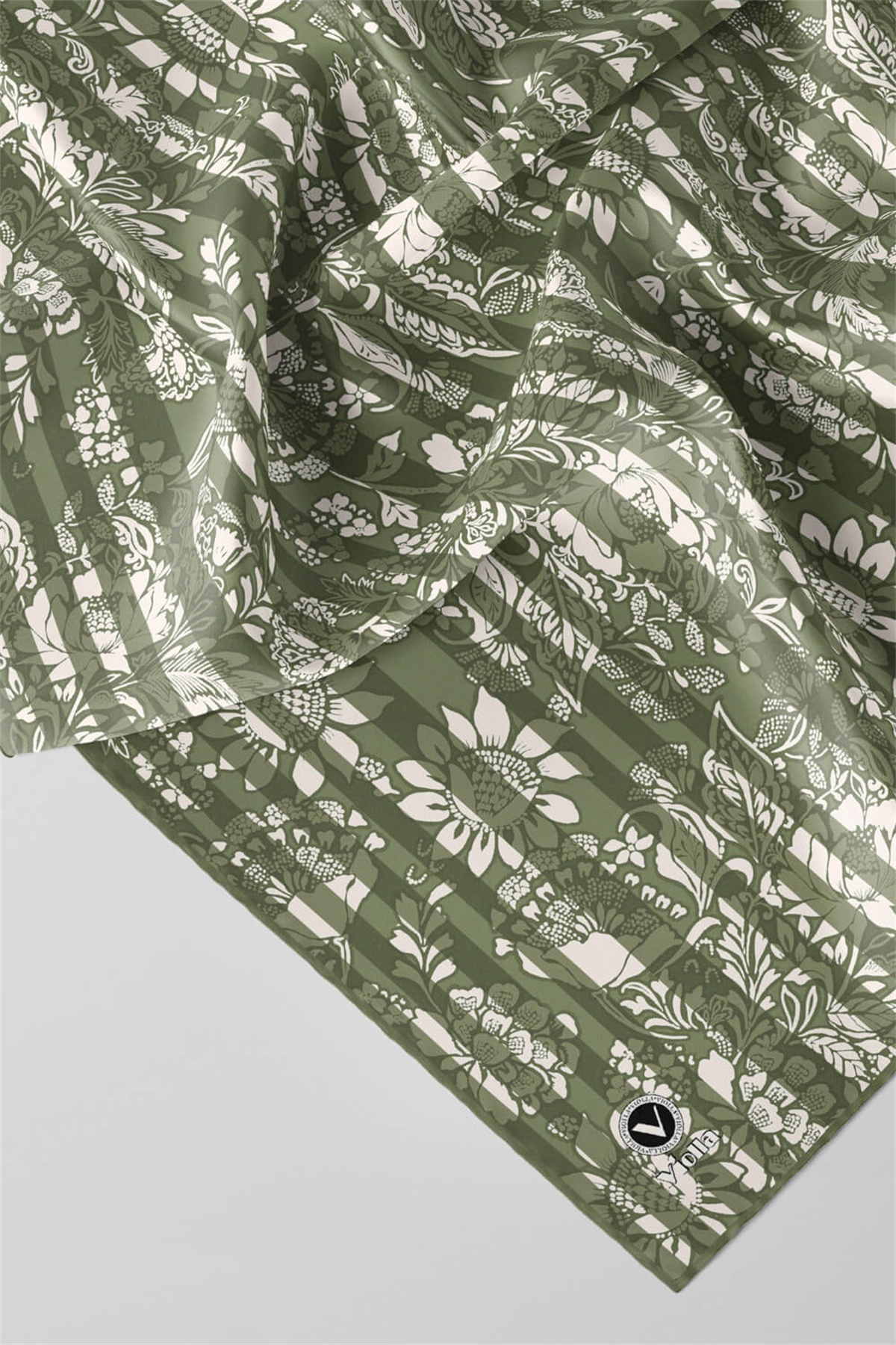 Twill Batik Şal Desenli Haki Renkli 90x90 Eşarp (İpek İçermez) Kenar Dikiş Şekli El Dikişli