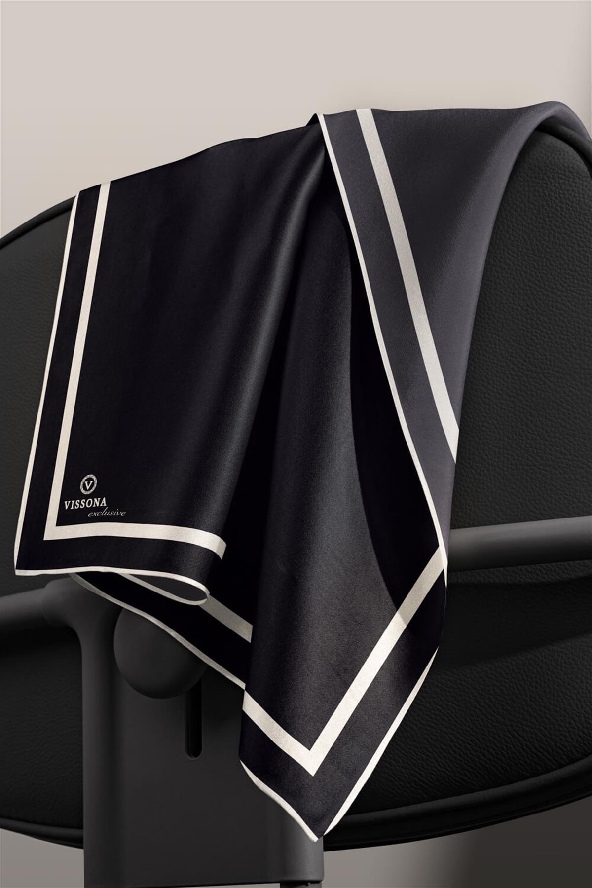 100% Twill İpek Düz Renk Bordür Desenli Siyah - Krem Renkli Daha Tok Exclusive Serisi 90x90 Dikim Şekli : El Dikişi Eşarp