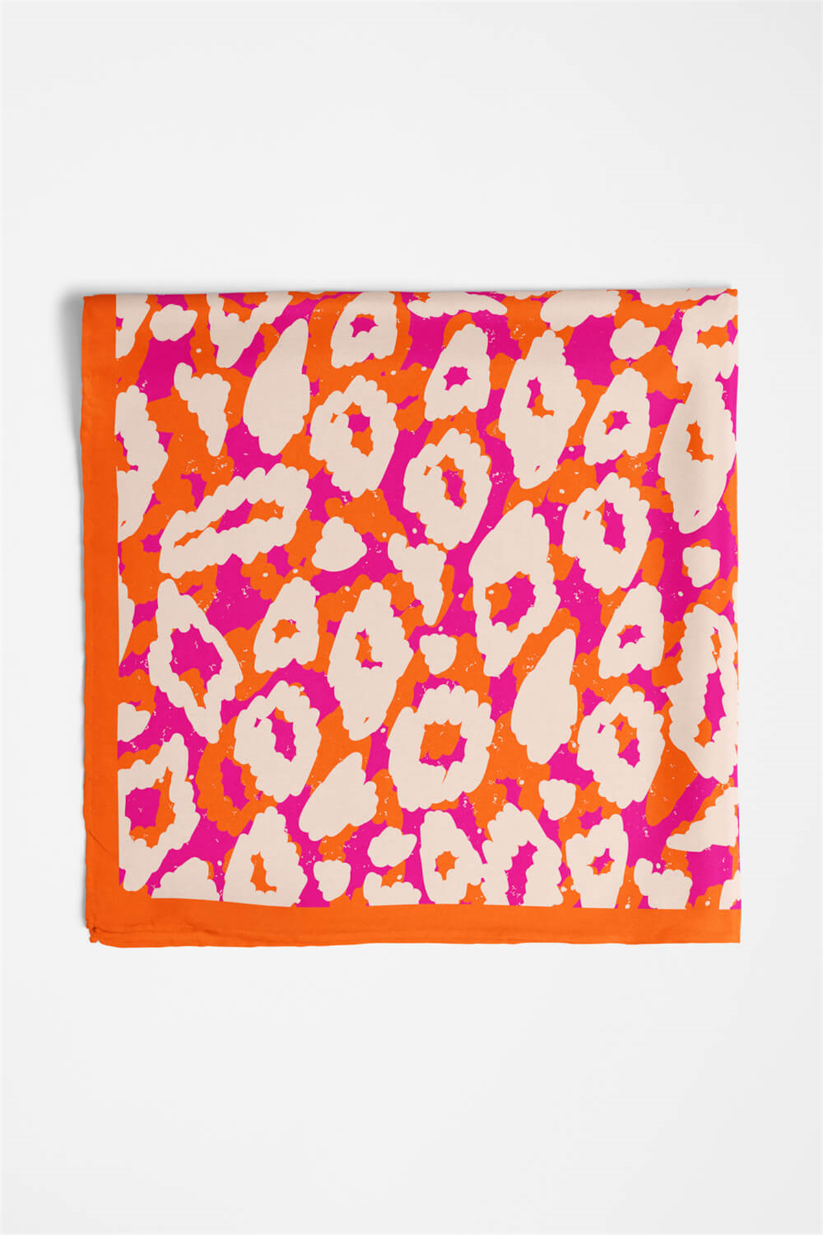 I97 Saten İpek Leopar Desenli Kadın Bandana