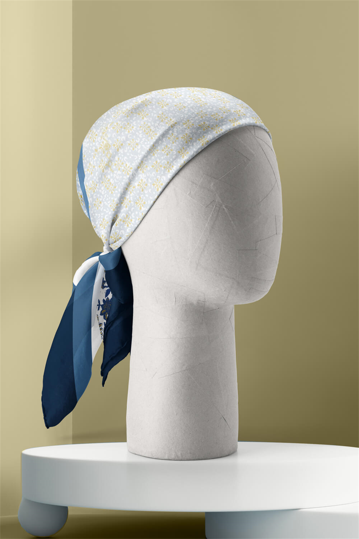 G15 Kadın Sarı Mavi Dora Desenli 50x50 Bandana