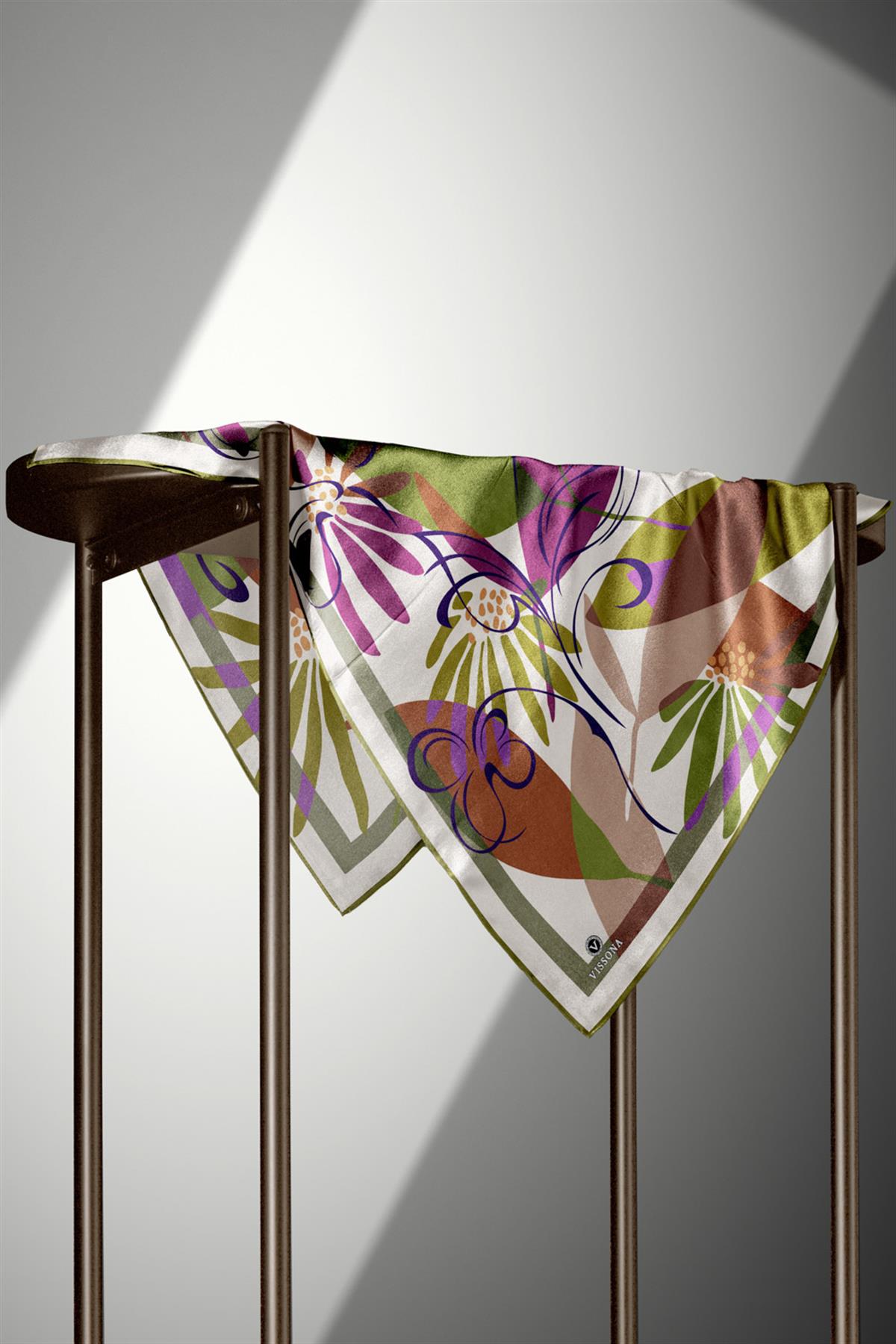 %100 Twill İpek Çiçek Desenli Haki - Mürdüm Renkli 90x90 Eşarp Dikim Şekli : El Dikişi