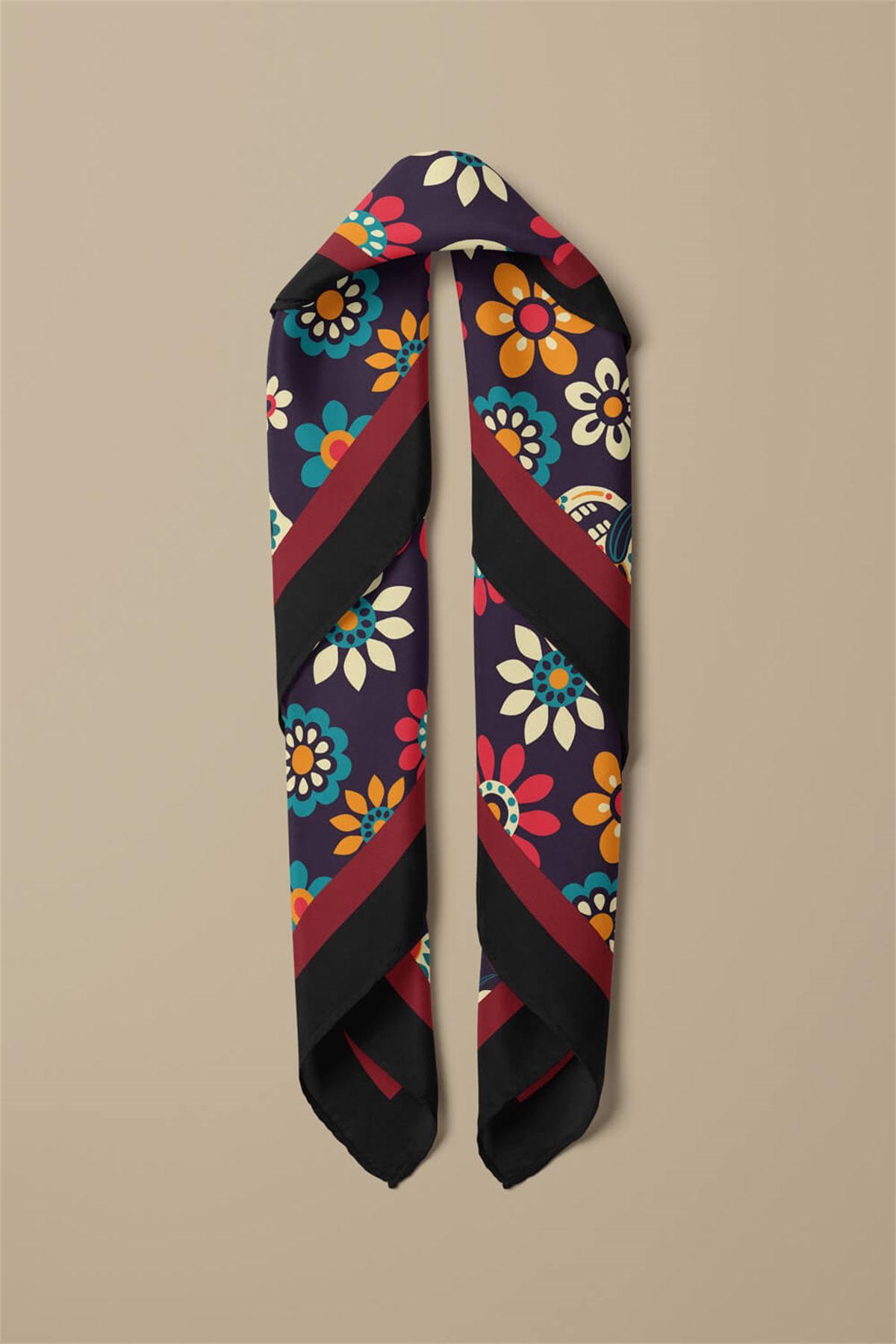 B53 Kadın Mor Skull  Desenli 50x50 Bandana HYL DG0702-22