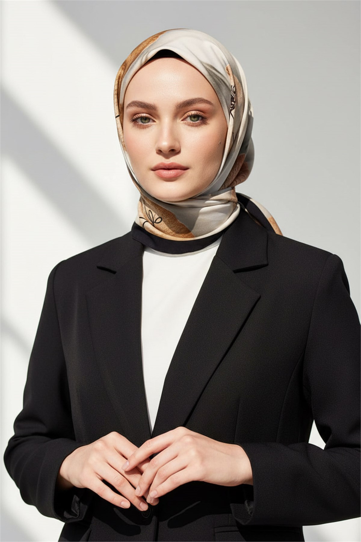 KREP FIRÇA DOKULU ÇİZGİ ÇİÇEK DESENLİ KREM - TABA RENKLİ 75X195 KIRIŞMAZ ŞAL