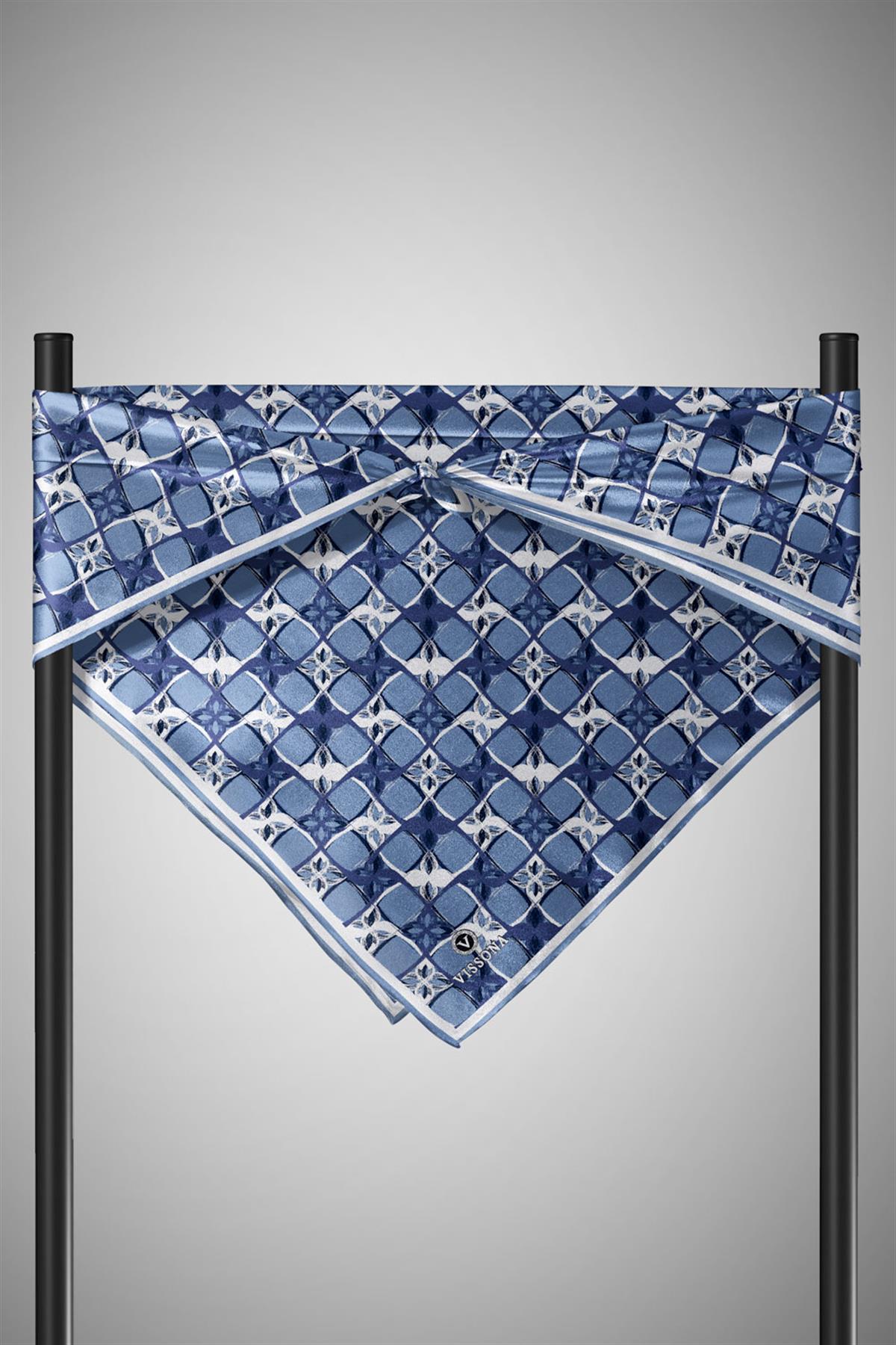 %100 Twill İpek Geometrik Desenli İndigo - Lacivert Renkli 90x90 Eşarp Dikim Şekli : El Dikişi