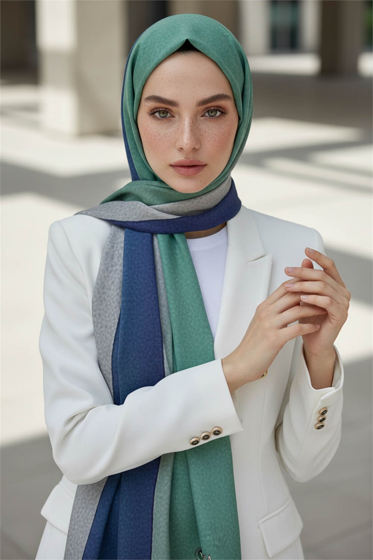 KREP DALGA DESENLİ İNDİGO RENKLİ 75X195 KIRIŞMAZ ŞAL