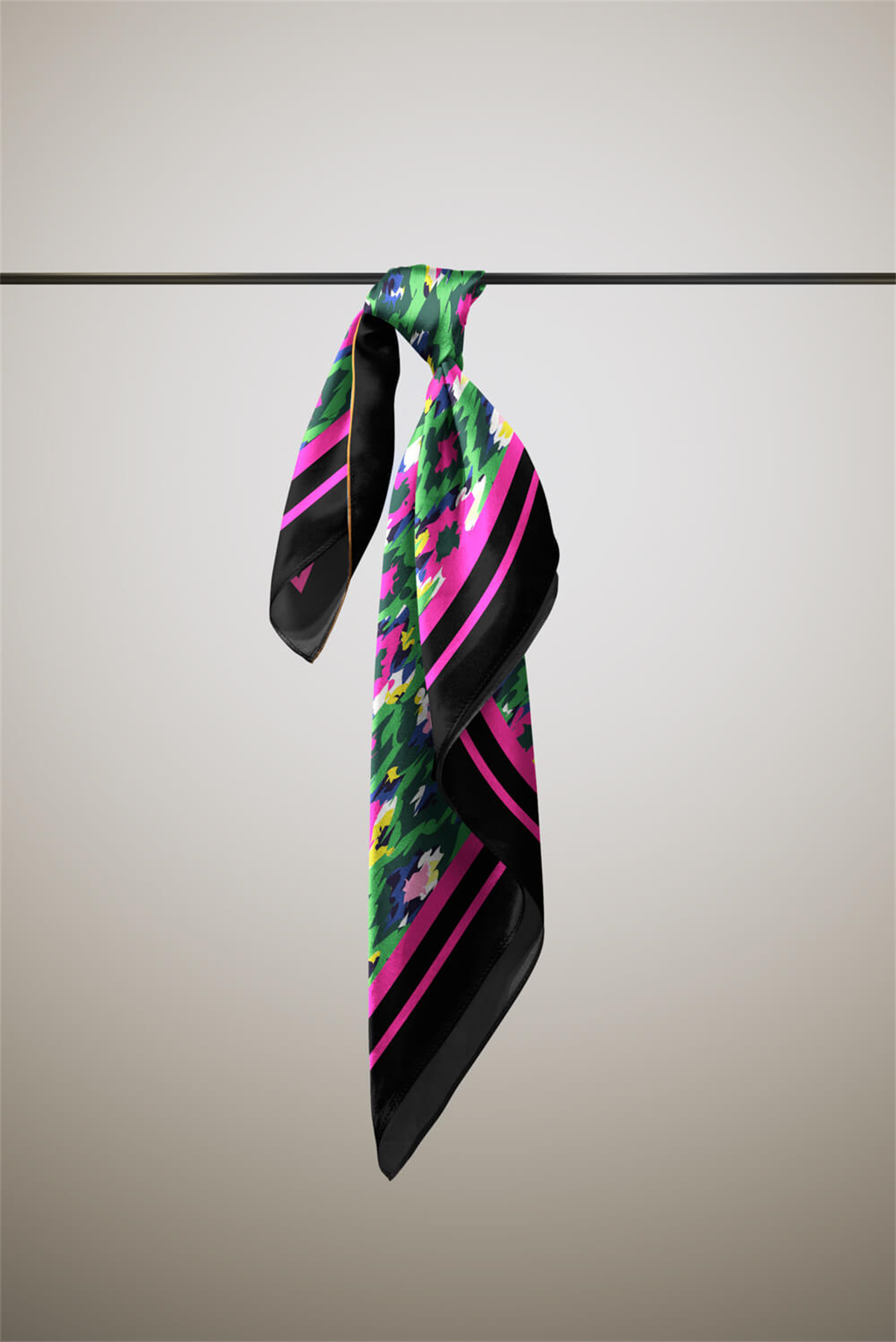 G120 KADIN DESENLİ BANDANA