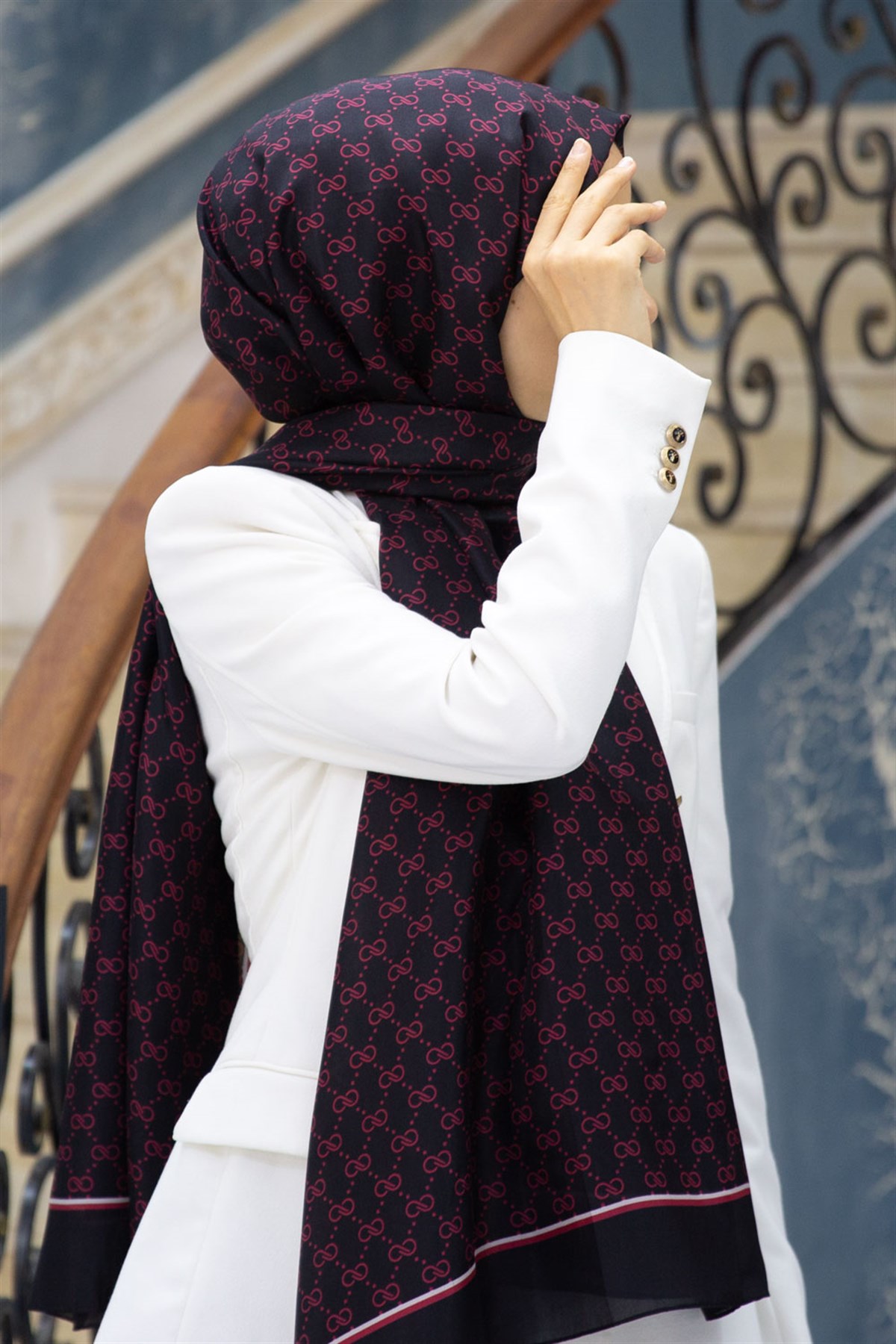 %100 İpek Minik Motif Desenli Siyah - Bordo Renkli 92x210 Şal
