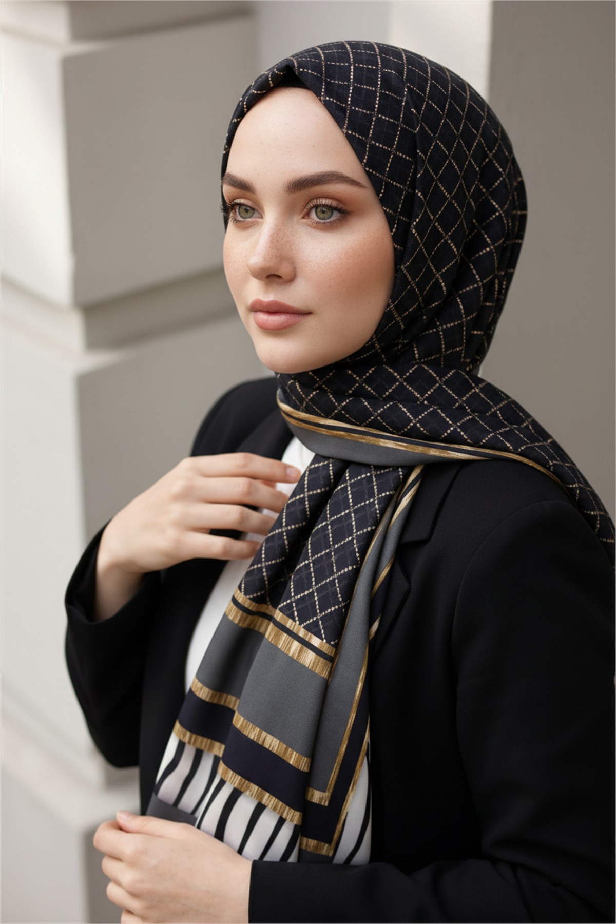KREP ZEBRALI BAKLAVA DESENLİ GRİ RENKLİ 75X195 KIRIŞMAZ ŞAL