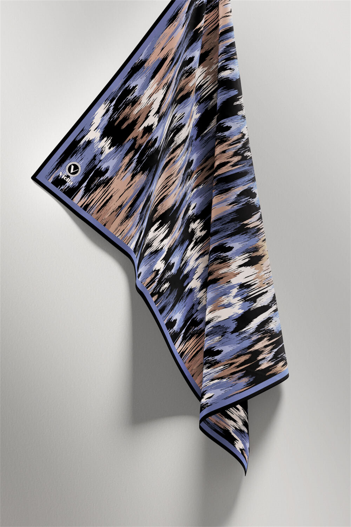 Twill Fırça Desenli Bebe Mavisi Renkli 90x90 Eşarp (İpek İçermez) Kenar Dikiş Şekli El Dikişli
