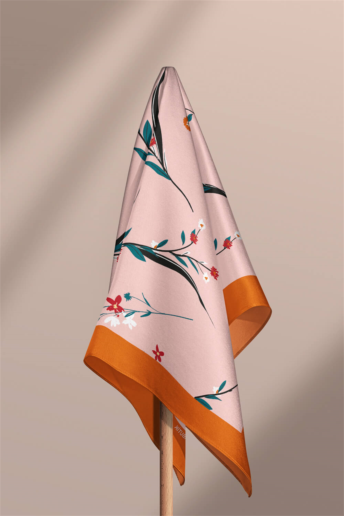 Y88 Kadın Flow Desenli Bandana 50x50 Pudra DG0170-22 Snz