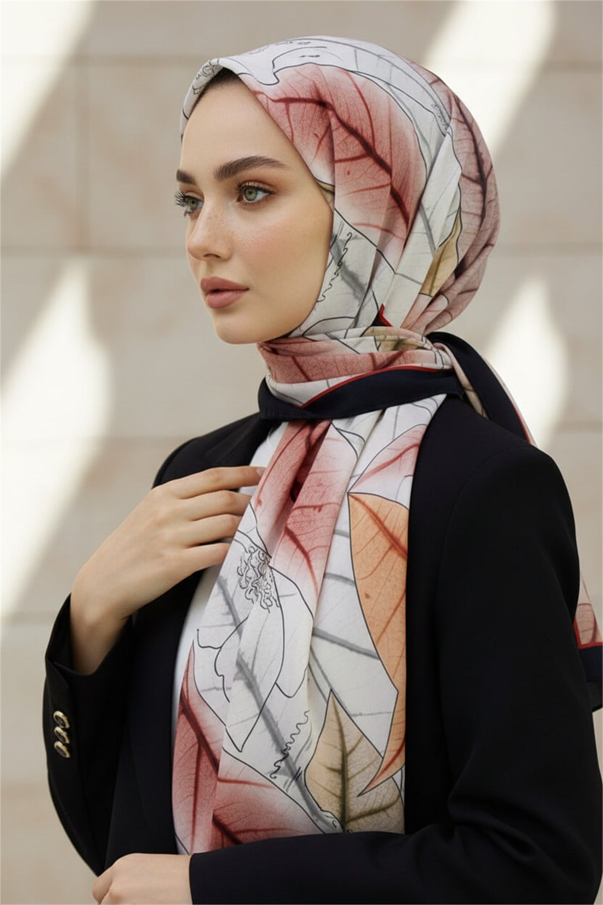 KREP YAPRAK DESENLİ KIRMIZI RENKLİ 75X195 KIRIŞMAZ ŞAL