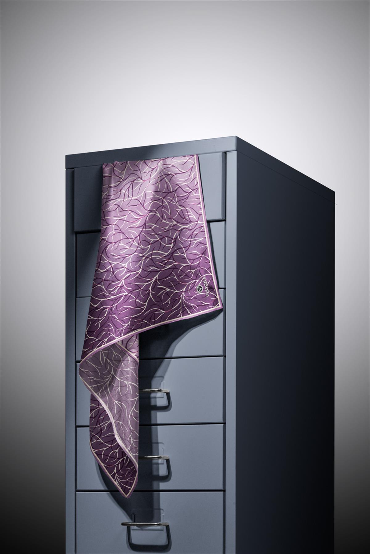 %100 Twill İpek Degrade Desenli Lila Renkli 90x90 Eşarp Dikim Şekli : El Dikişi