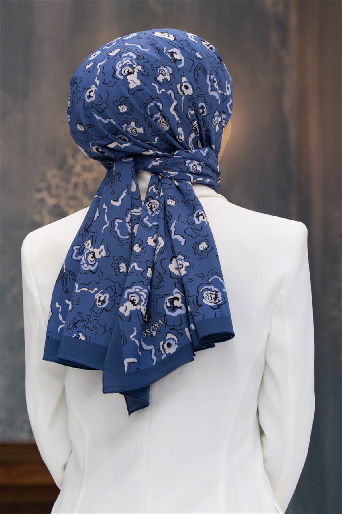 KREP ÇİÇEKLİ İNDİGO - BEBE MAVİ RENKLİ 75X195 KIRIŞMAZ ŞAL