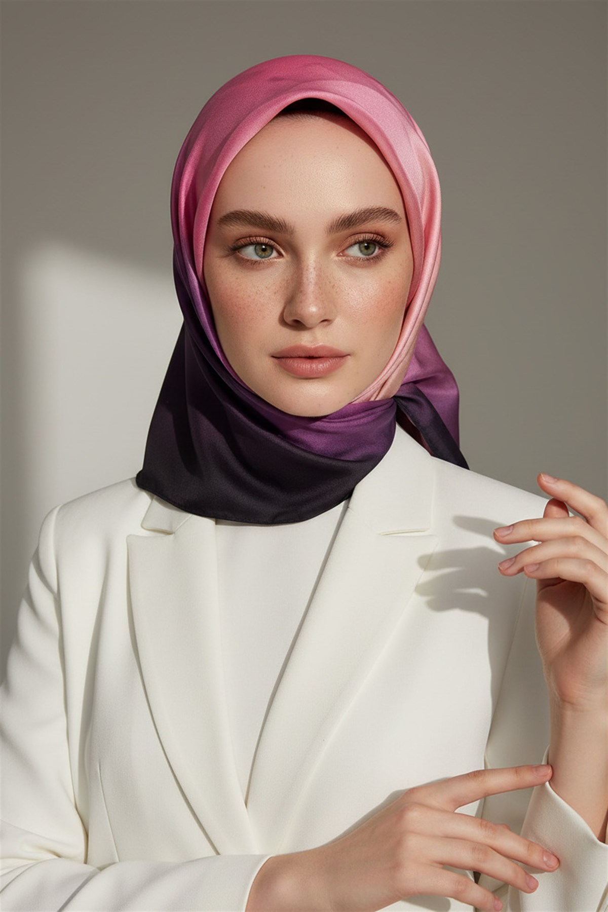 %100 Twill İpek Gül Desenli Lila - Somon Renkli 90x90 Eşarp Dikim Şekli : El Dikişi