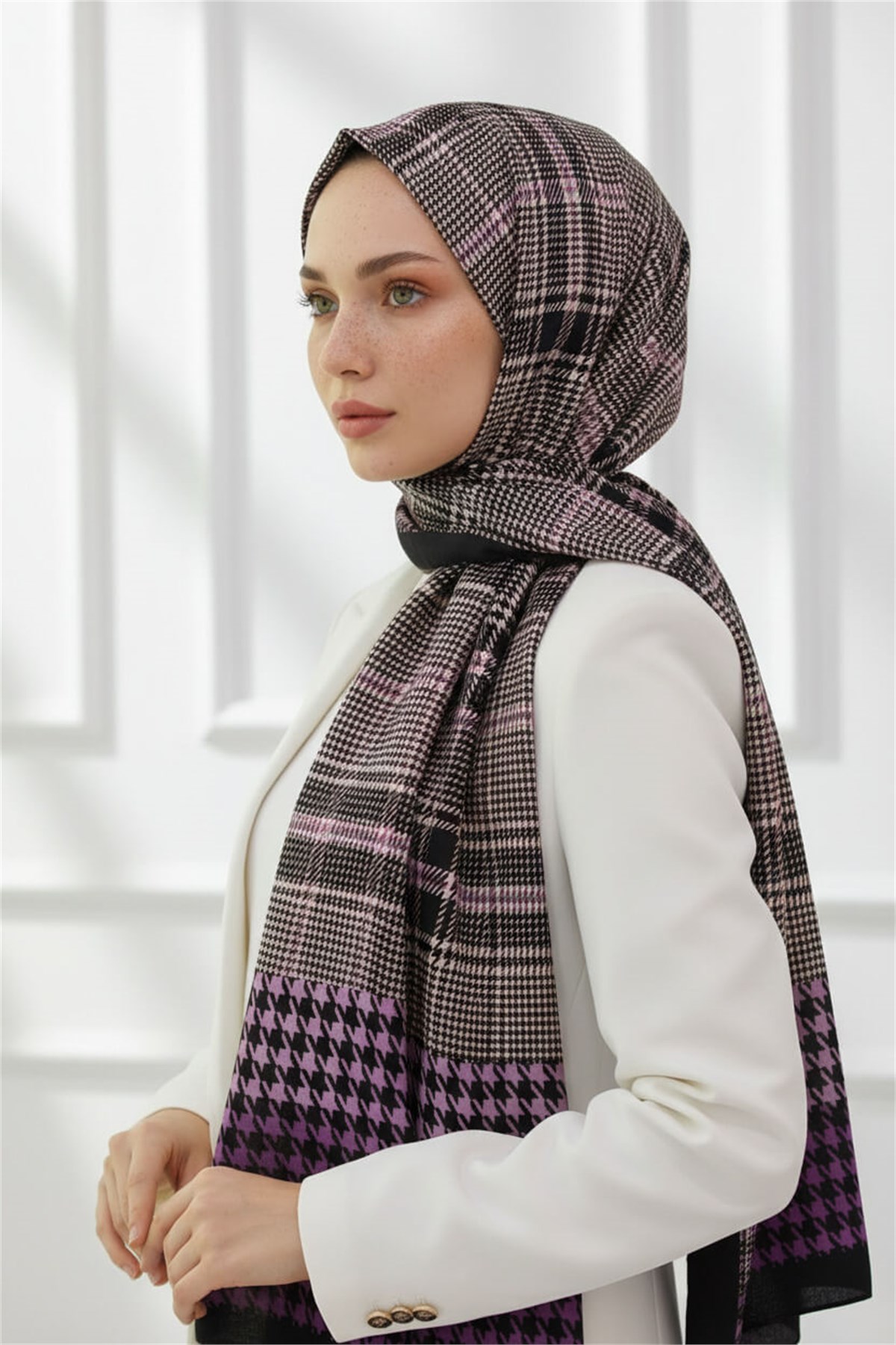 KREP EKOSELİ KAZAYAK DESENLİ LİLA RENKLİ 75X195 KIRIŞMAZ ŞAL