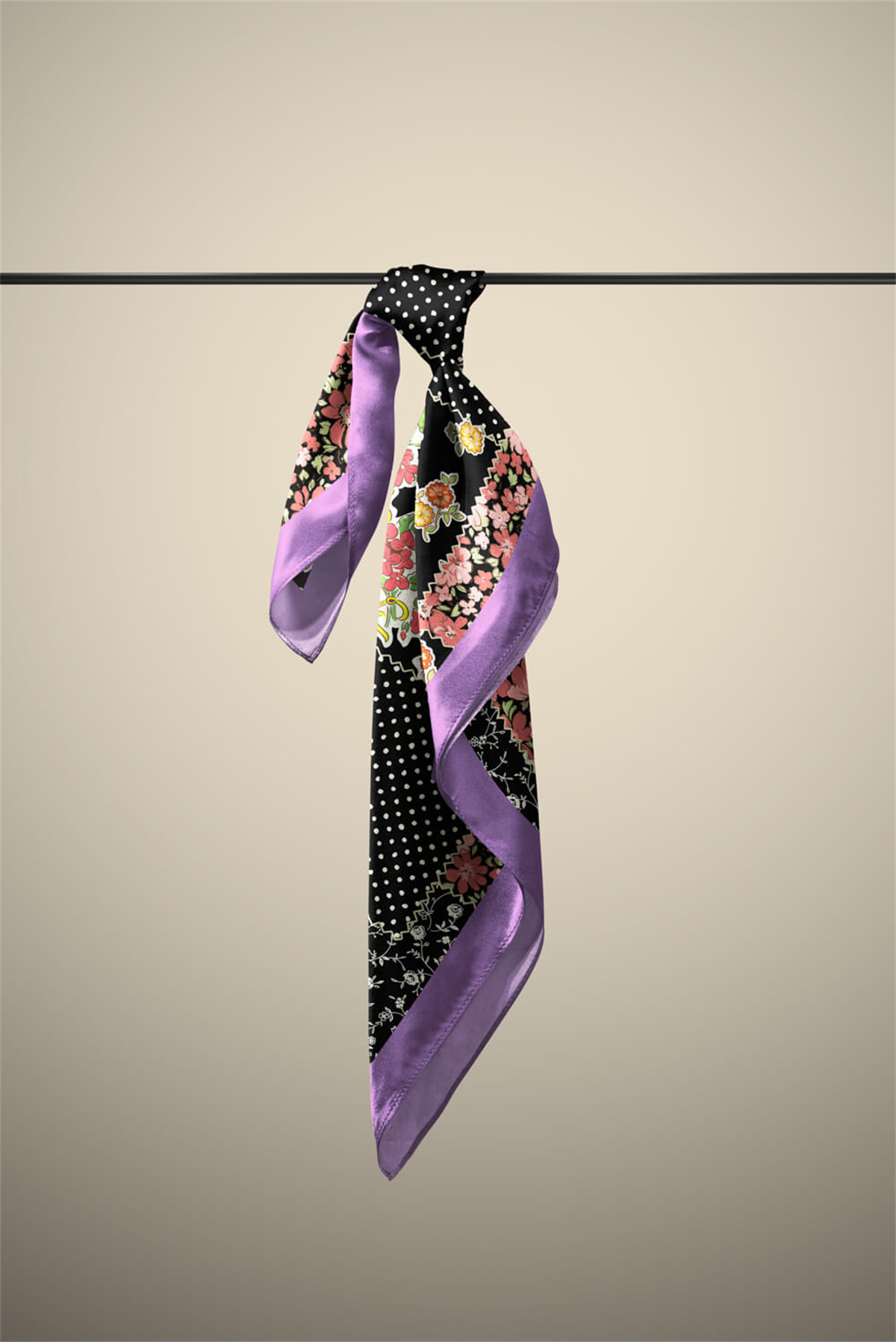 A47 Kadın Patchwork Desenli Bandana 50x50 DG0114-22