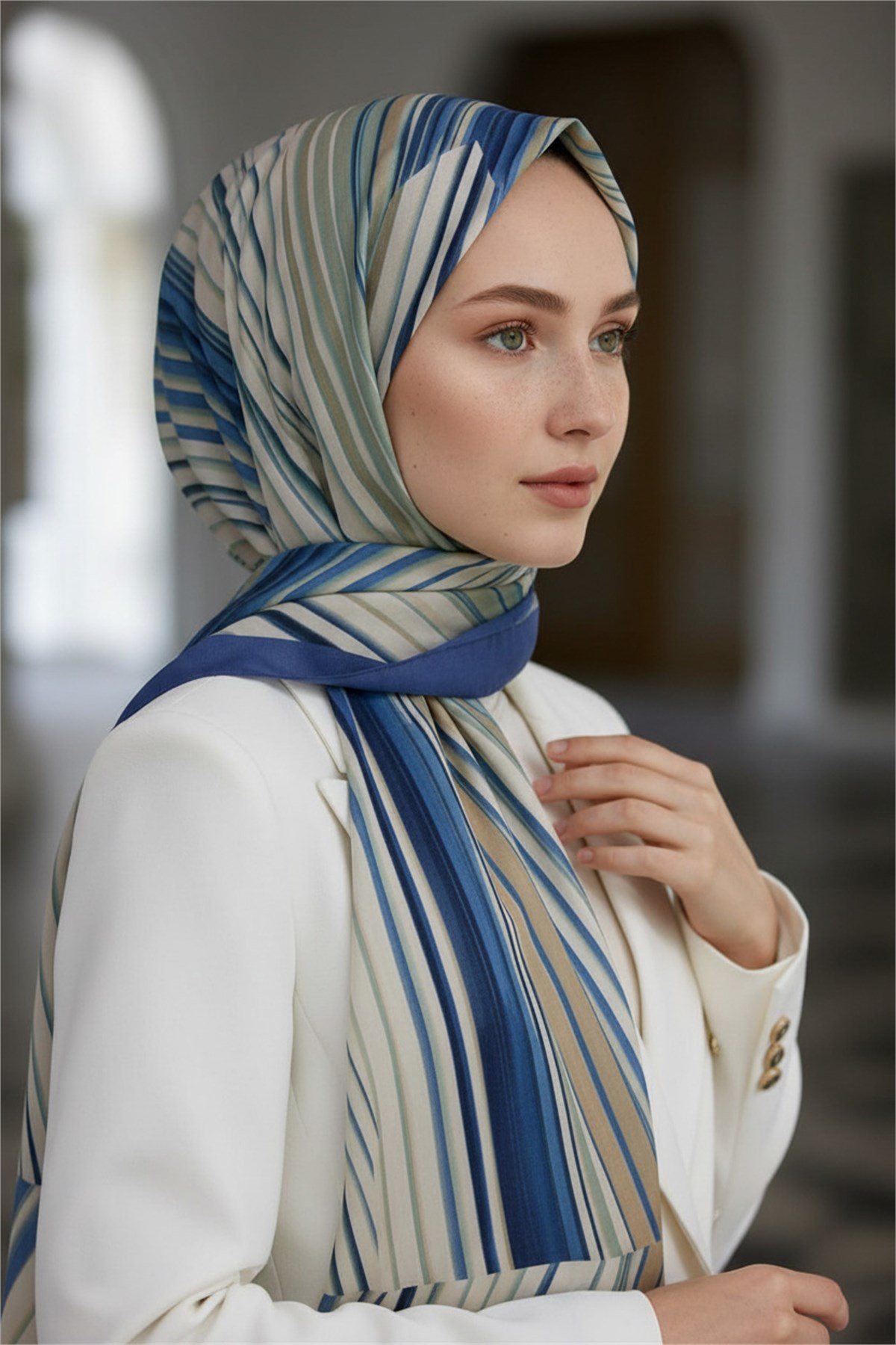 KREP ÇİZGİLİ DESENLİ PETROL MAVİSİ RENKLİ 75X195 KIRIŞMAZ ŞAL