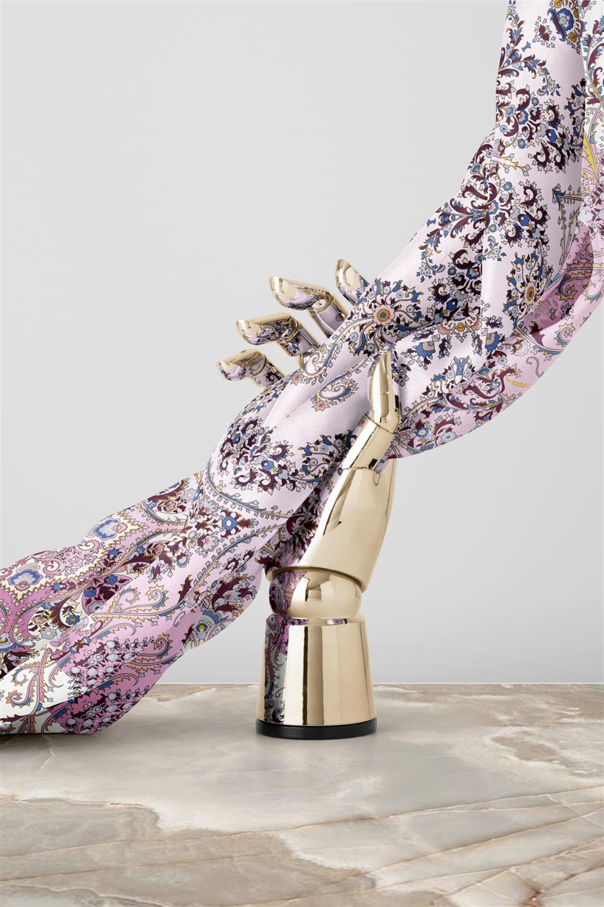 %100 Twill İpek Şal Desenli Pembe Renkli 90x90 Eşarp Dikim Şekli : El Dikişi