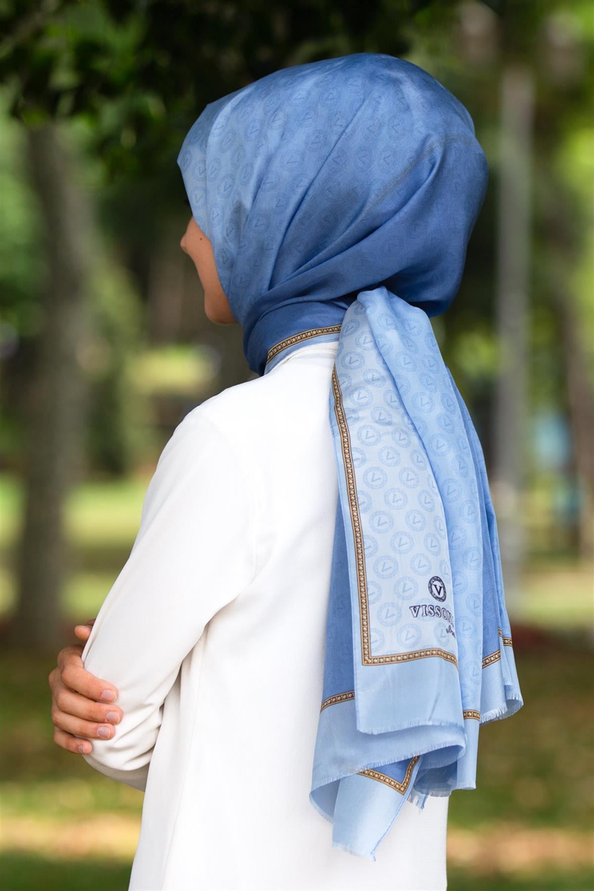 %100 İpek Degradeli Ve Monogram Desenli Bebe Mavisi - Gold Renkli 92x210 Şal